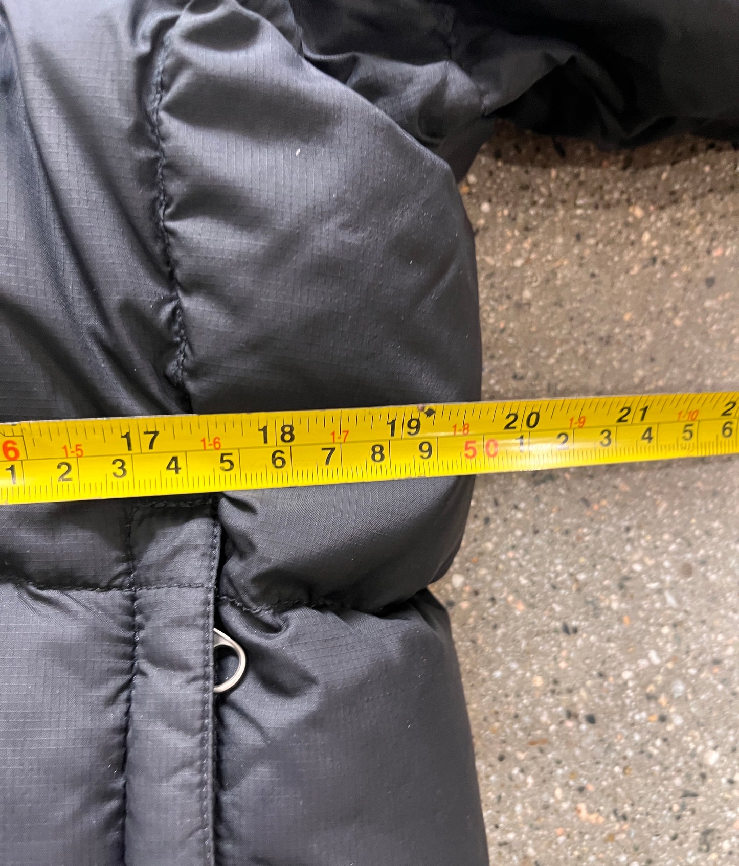 (Womens M) TNF 700 Down Puffer