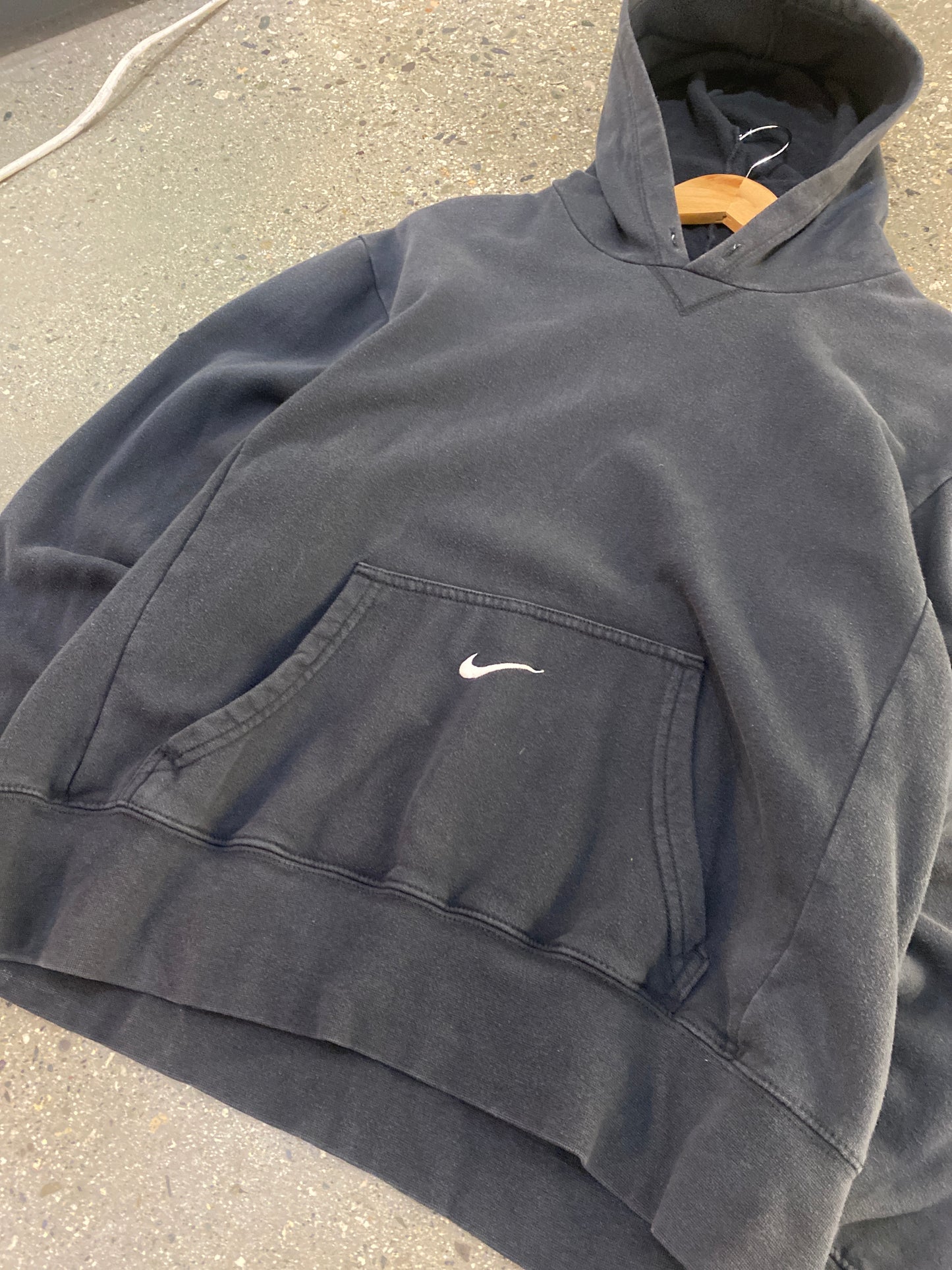 (M) 2010s Nike Pocket Swoosh Black