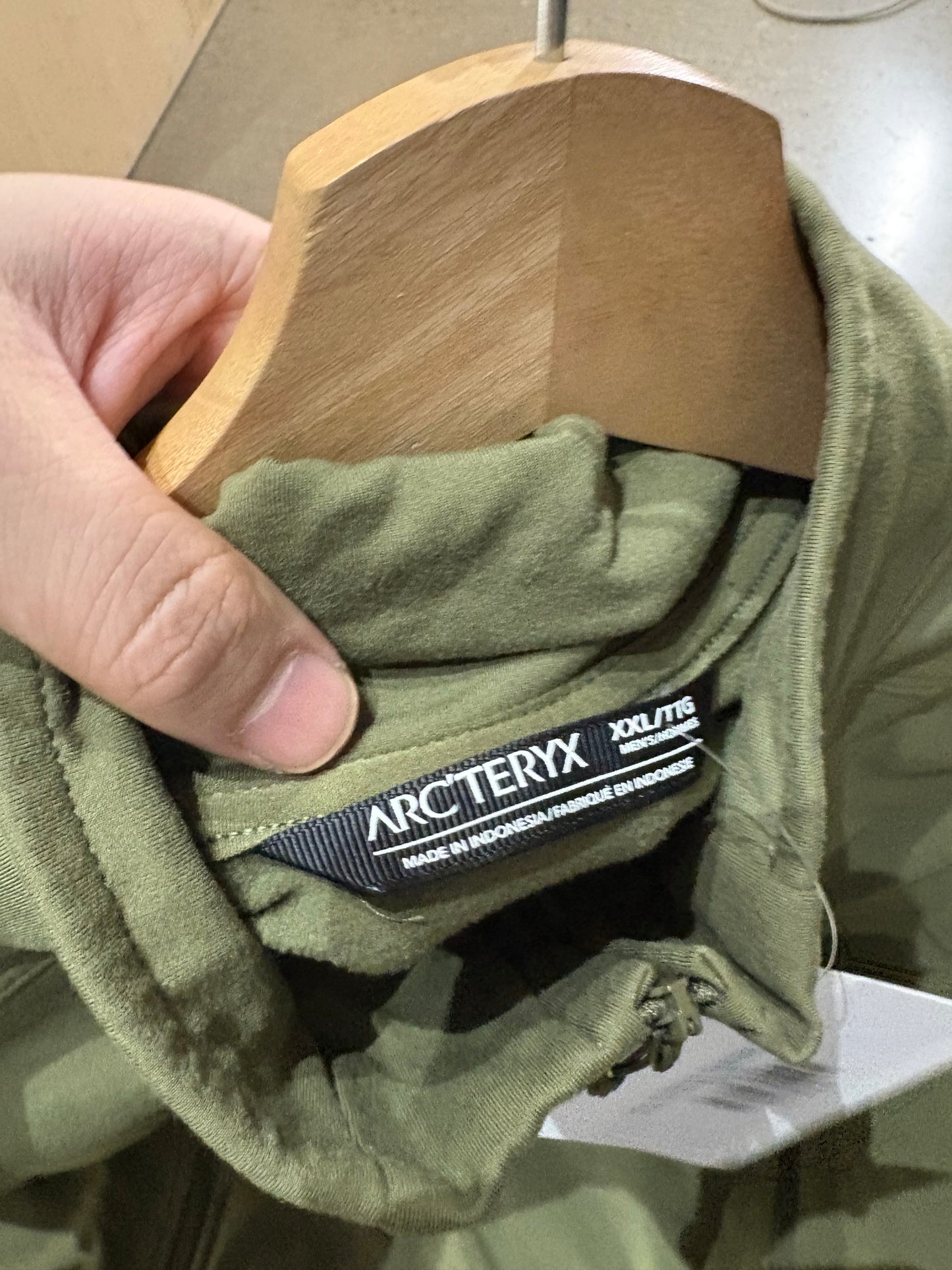 (2X) Arcteryx Kyanite LT Top