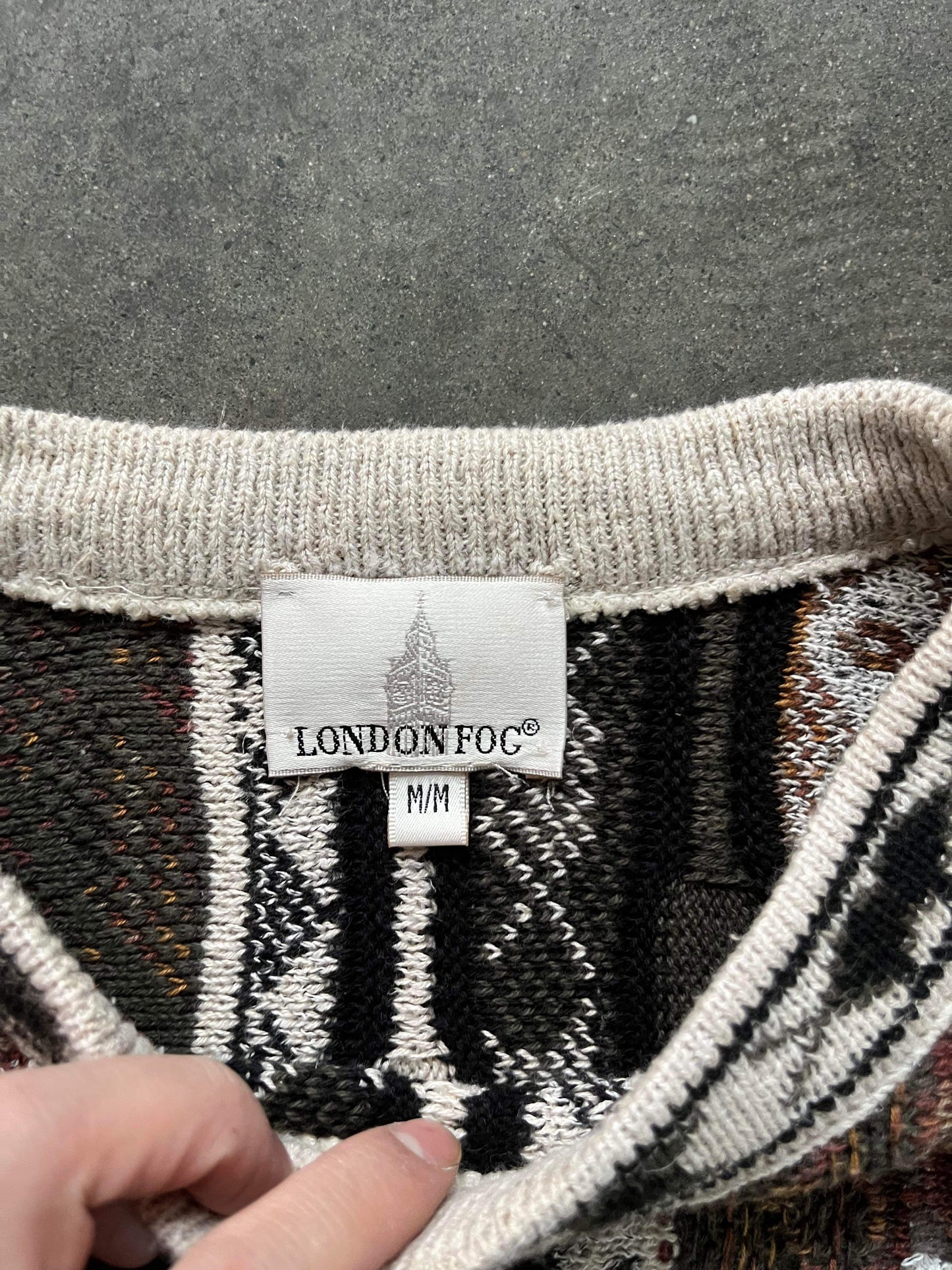 (M/L) 90’s London Fog 3D Coogi Style Knit
