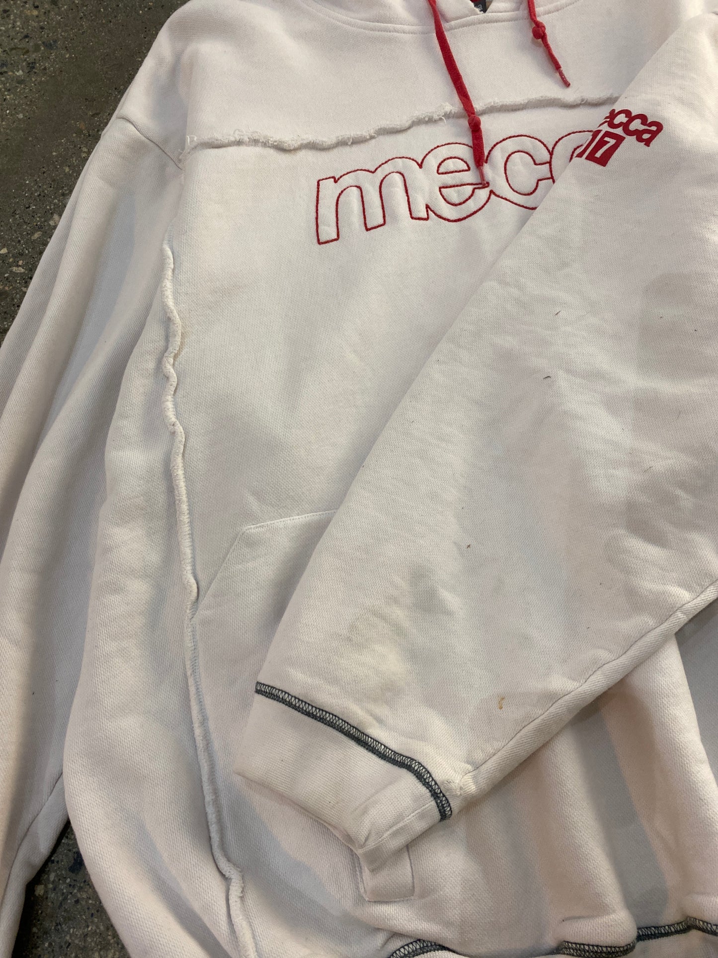 (2X) Bf83 - Mecca hoodie