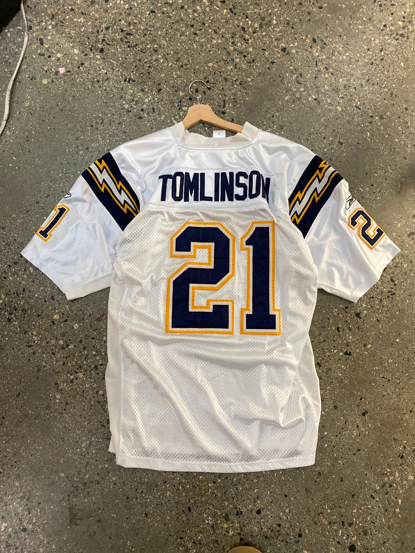 (XL/2X) Chargers nfl jersey