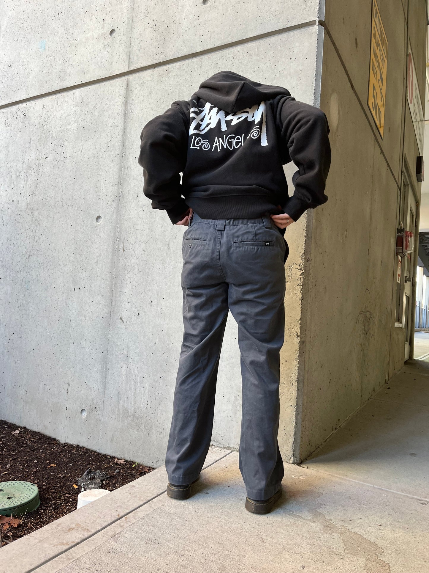 ~(27”) Stussy Straight Leg Pants