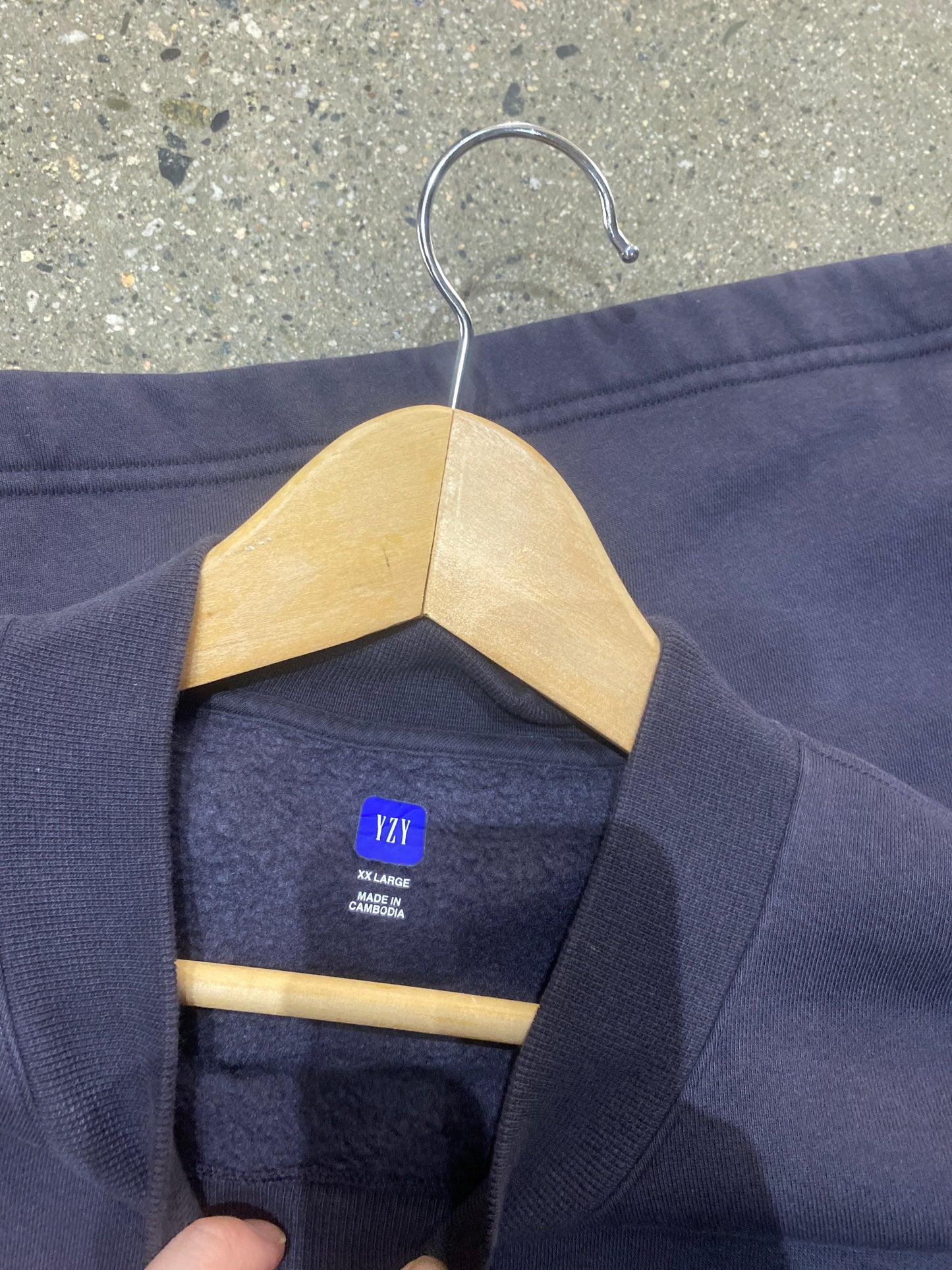 (2X) Yzy Gap Crewneck Tee