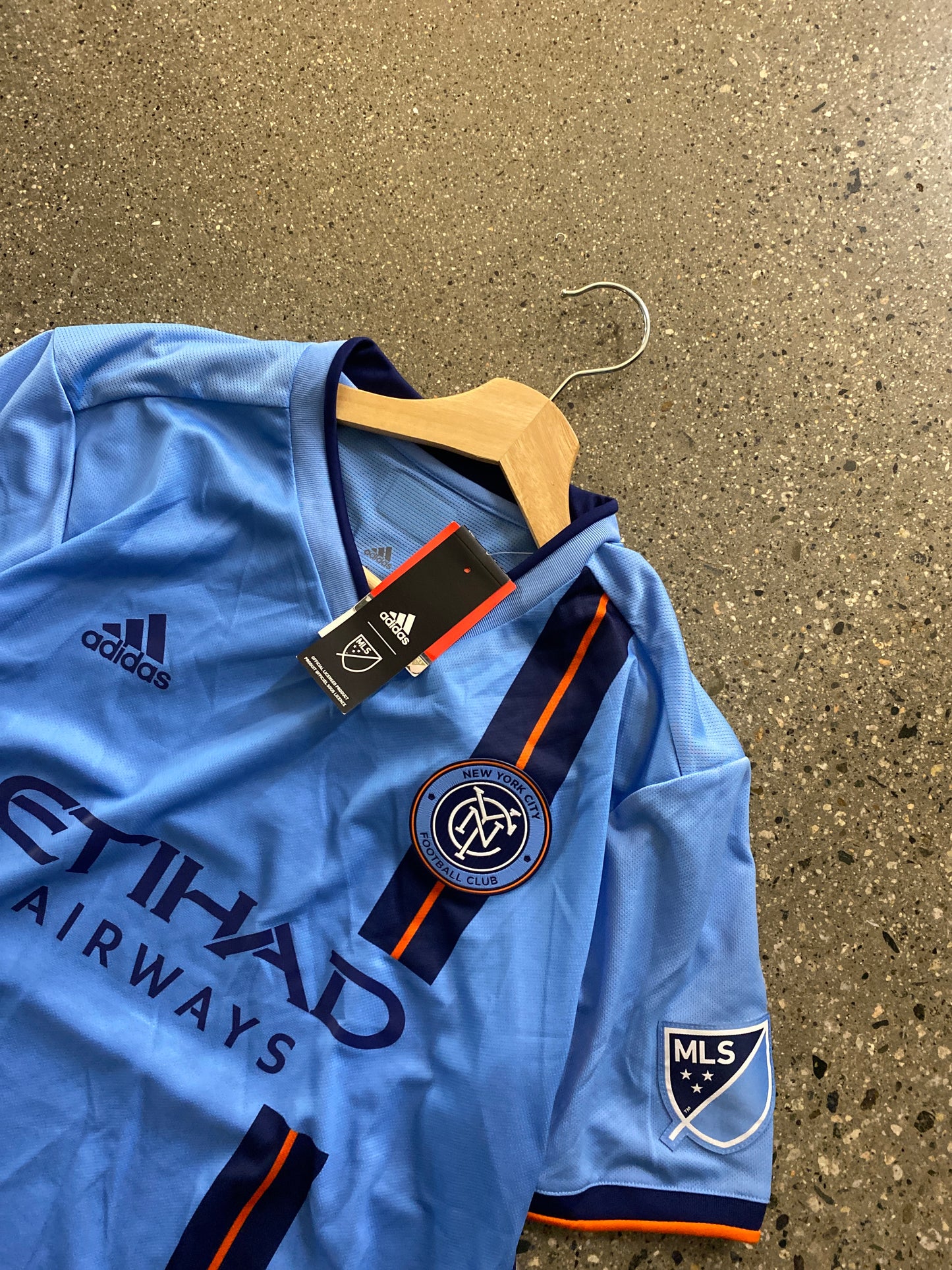 (M/L) BNWT NY FC ADIDAS KIT