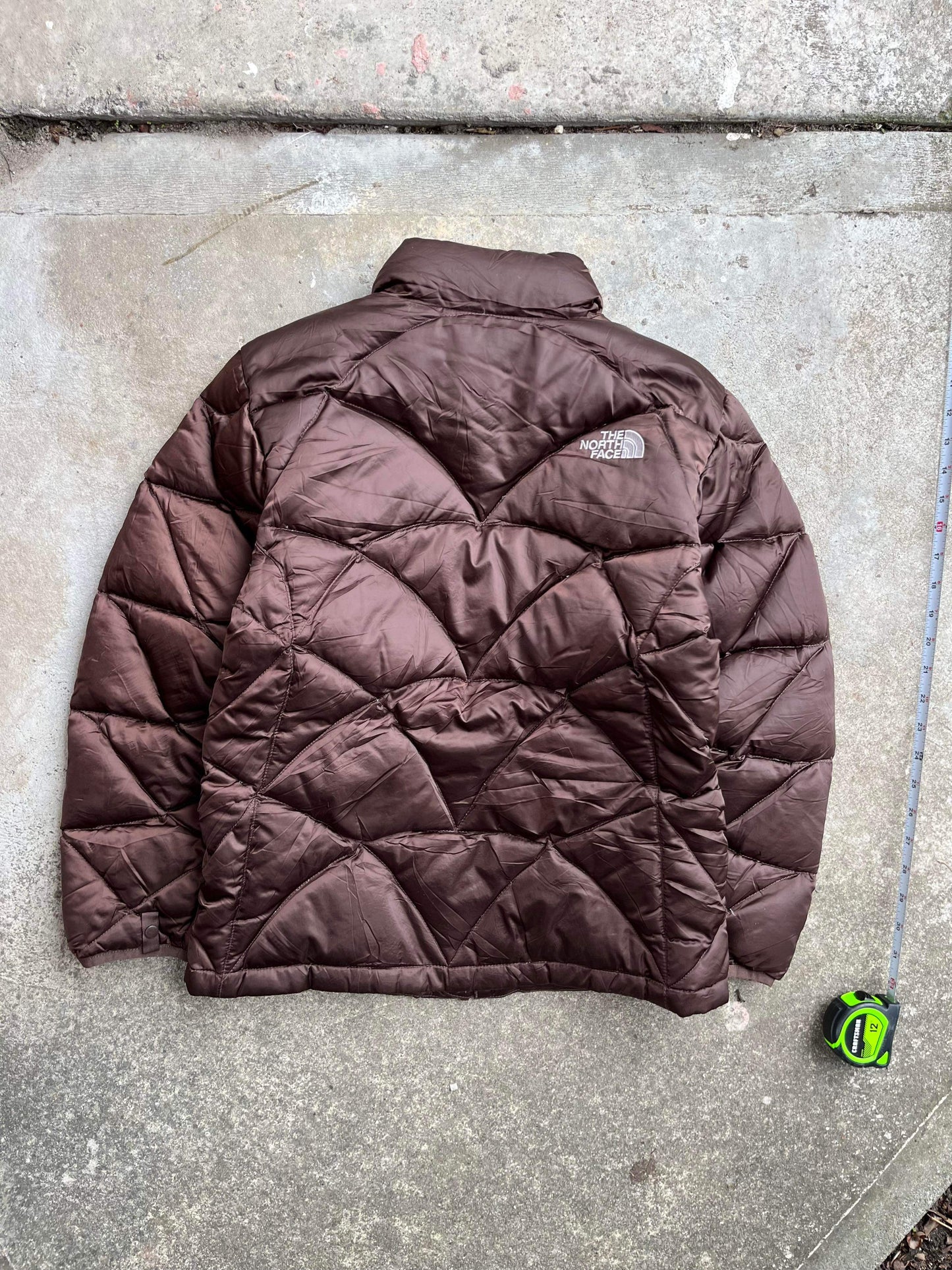 (S) The North Face 550 Choc Puffer