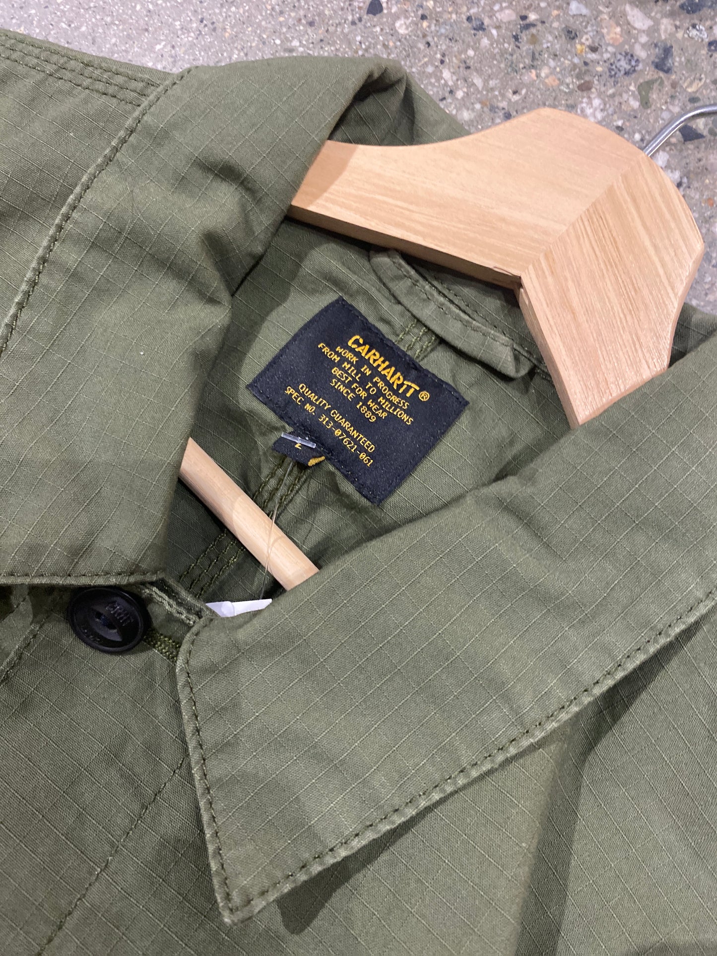 (L) Carhartt WIP buttonup