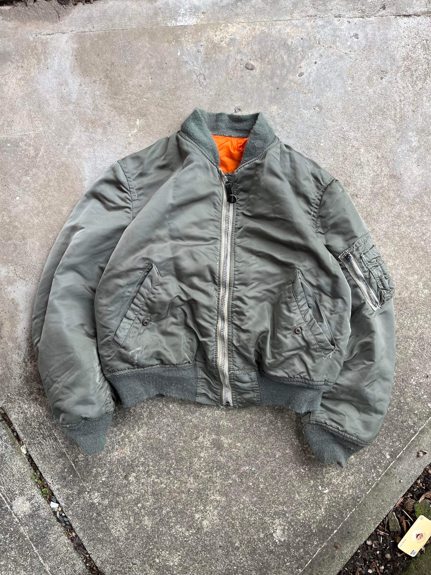 (s/m) 80s Military Bomber