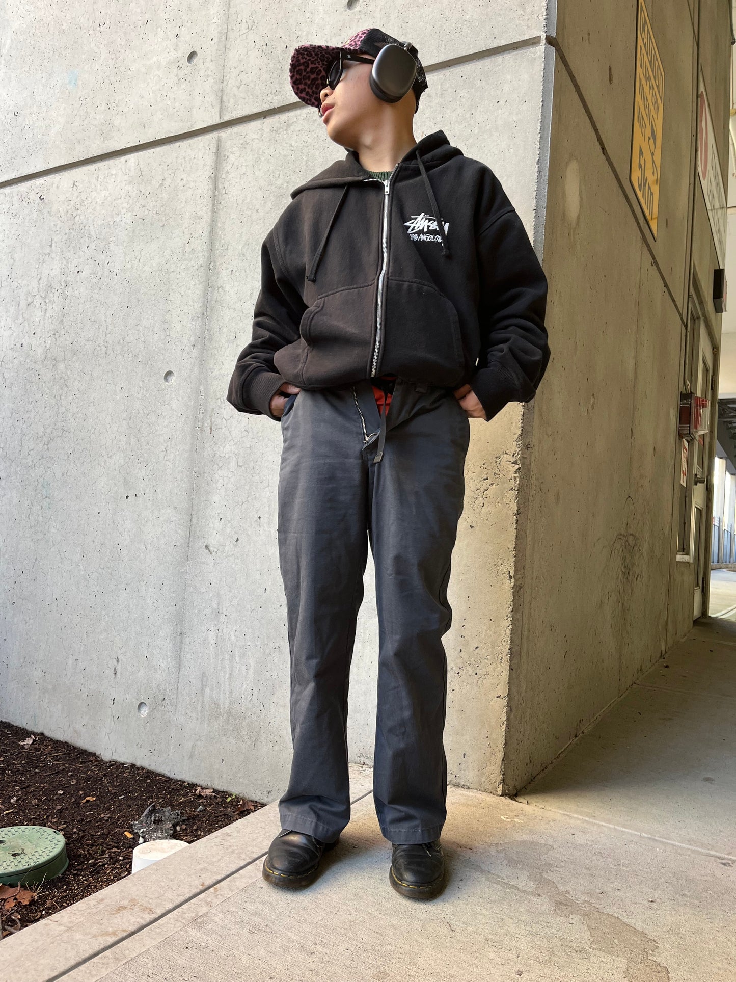 ~(27”) Stussy Straight Leg Pants