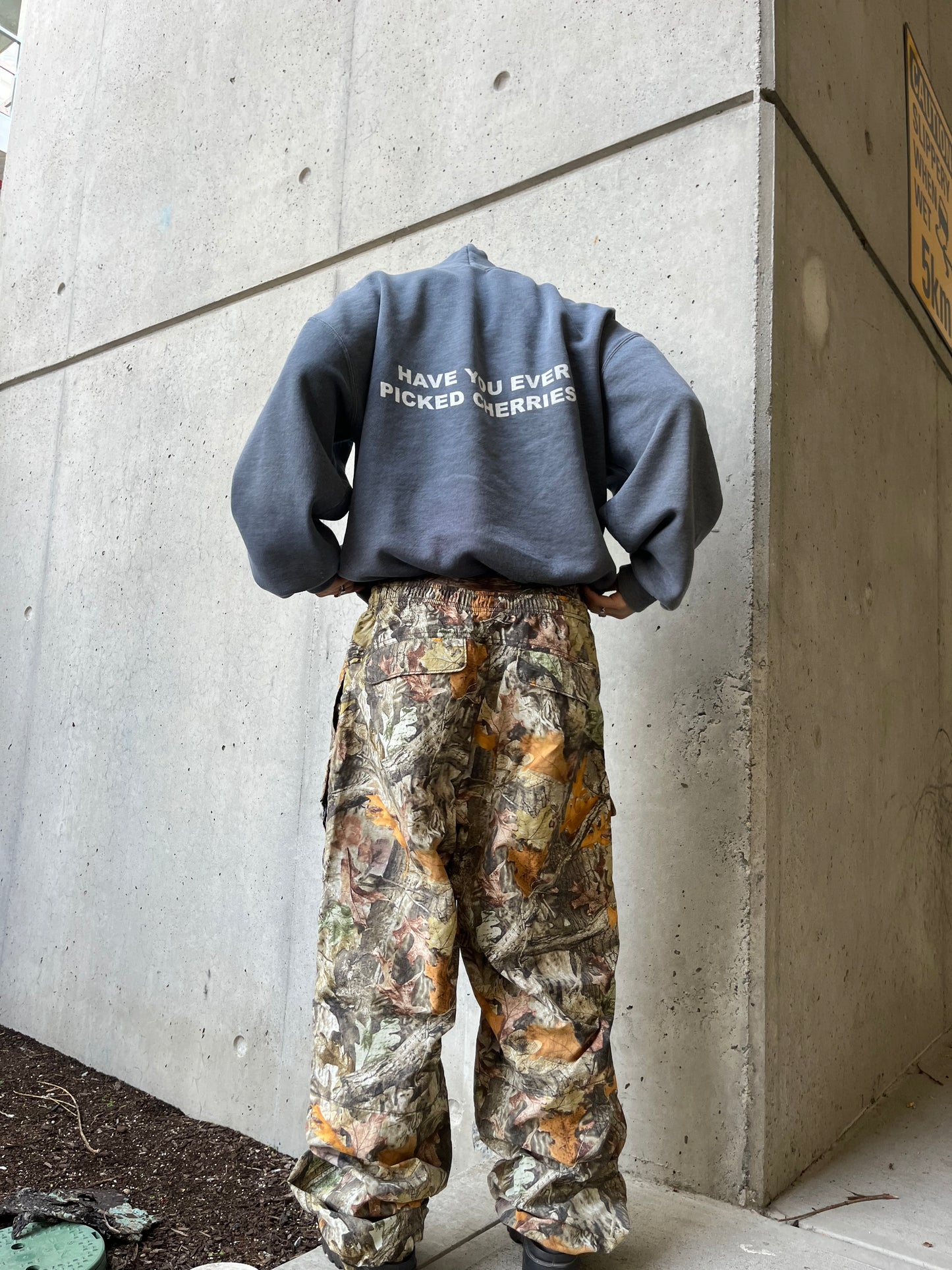 (M/L) 00s Real Tree Rip Stop Cargos