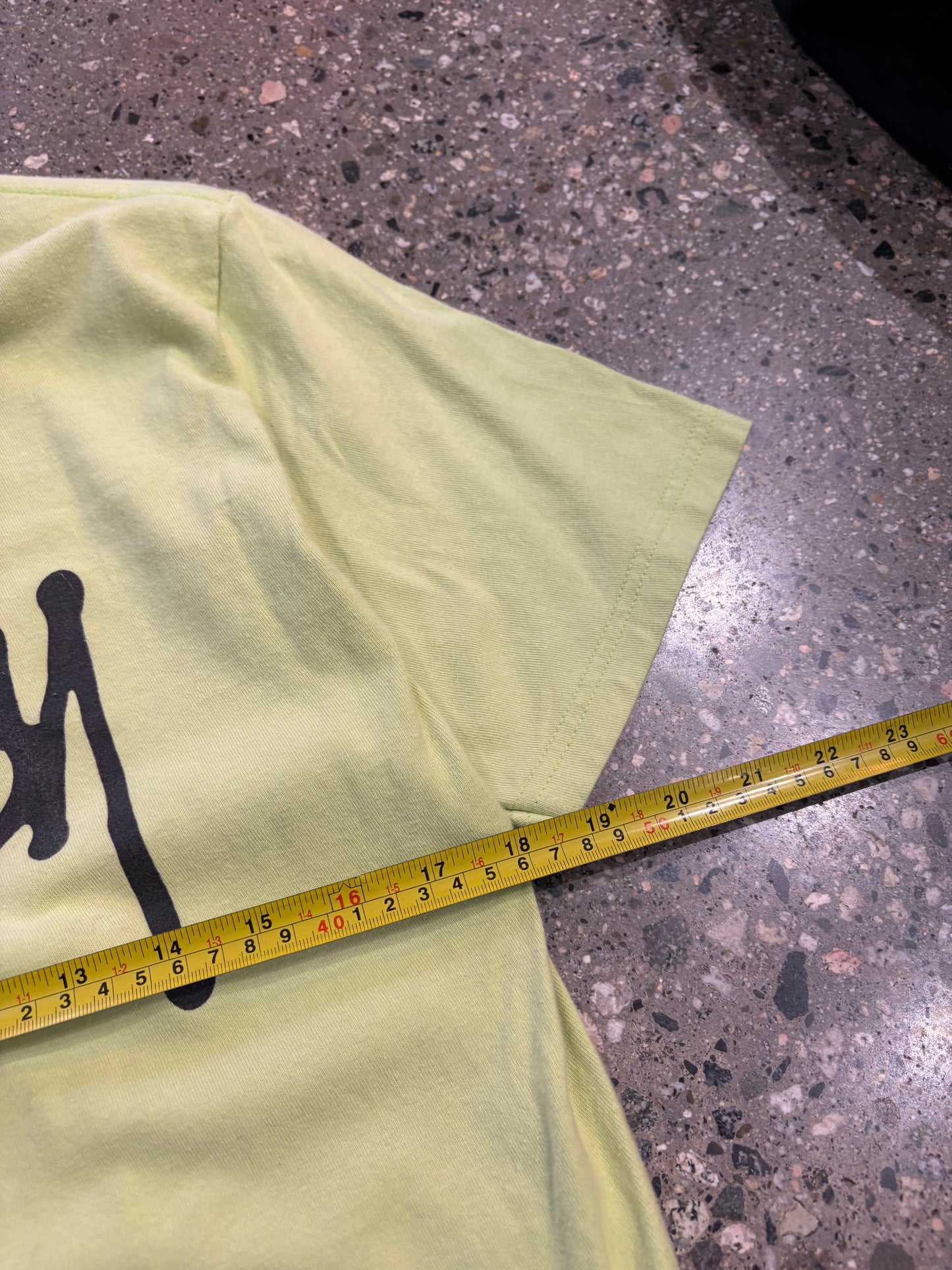 (M) Avocado Stussy Tee