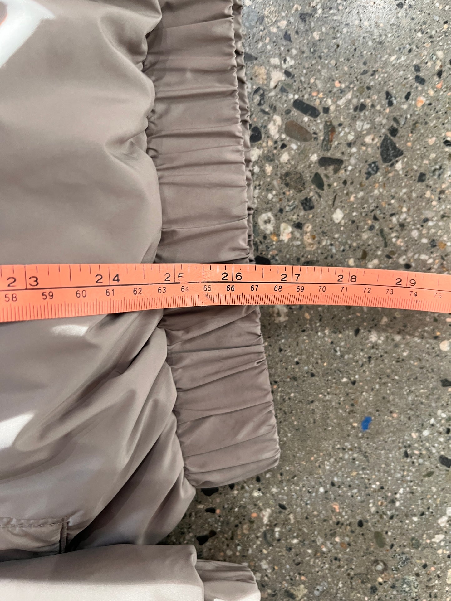 (Tagged small fits large) Essentials Puffer