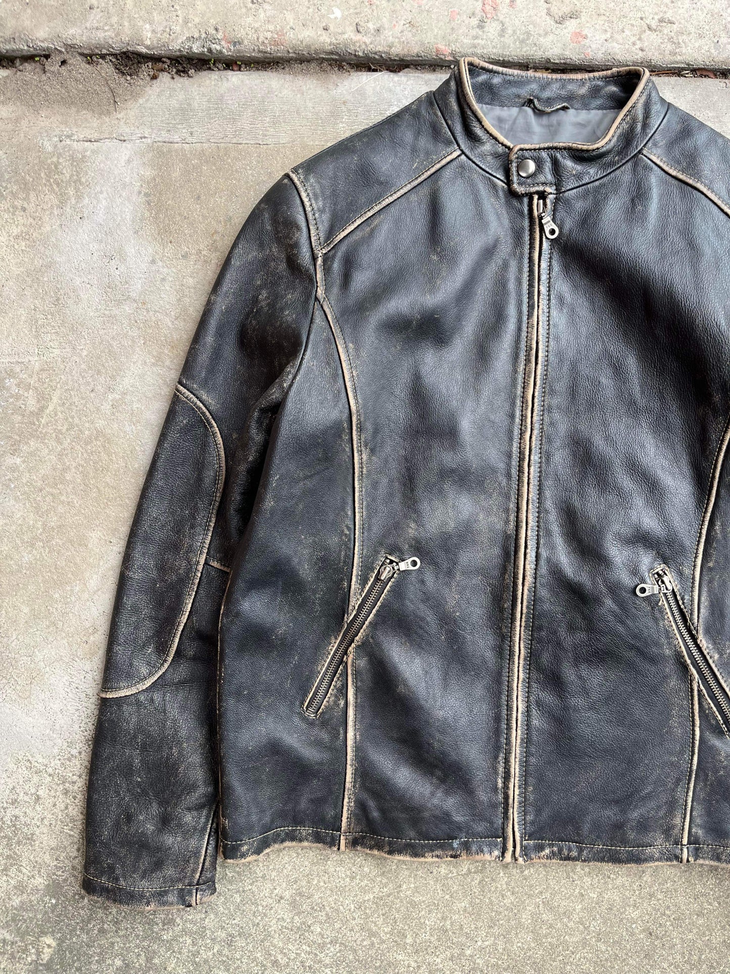 (L/XL) Vintage Danier Genuine Leather Jkt
