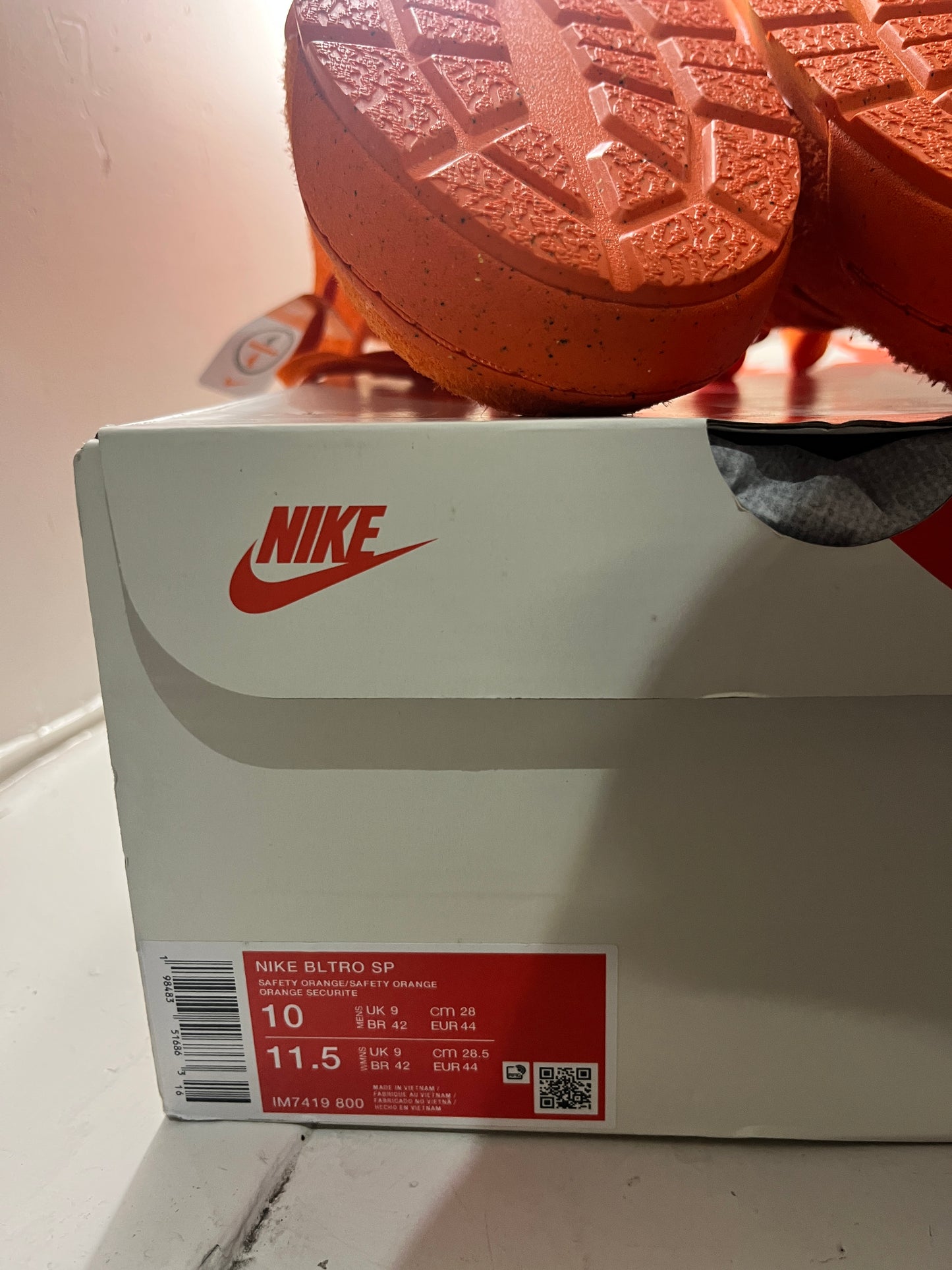 (Size 10US Mens) Nike Stussy Bltro