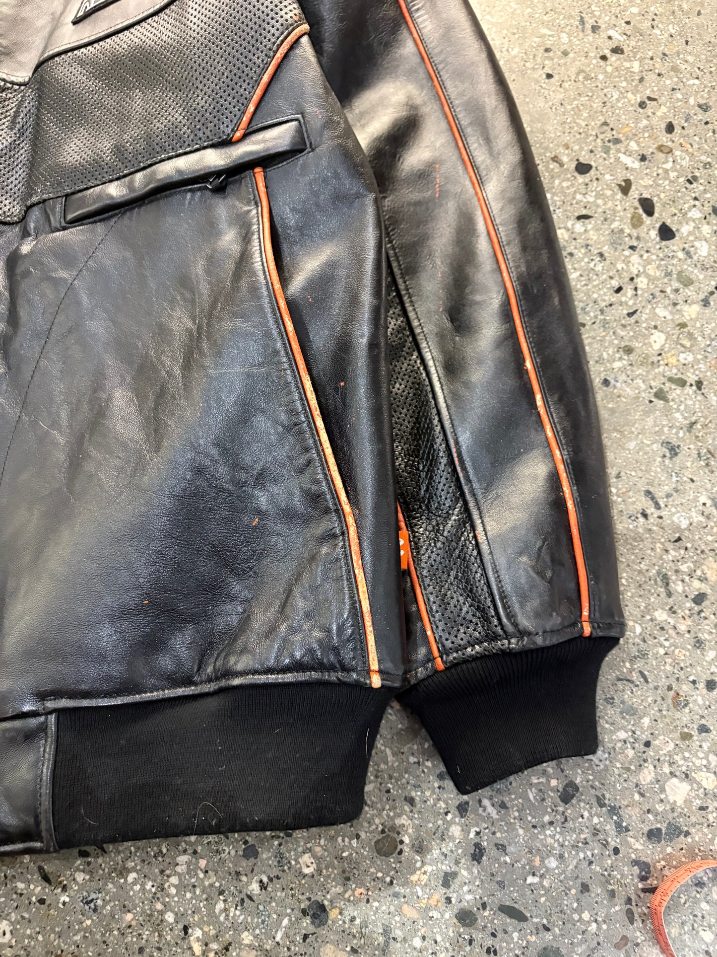 (XL) Rocawear Full Leather Jacket