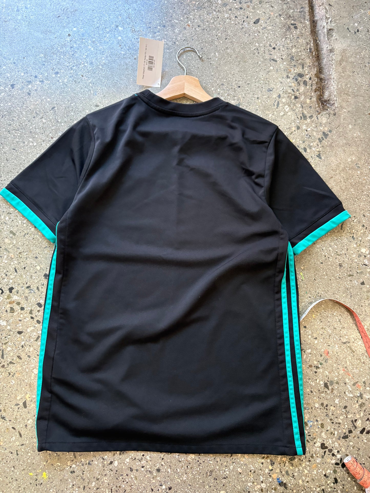(S) Real Madrid 17-18 Away Kit ( as is )