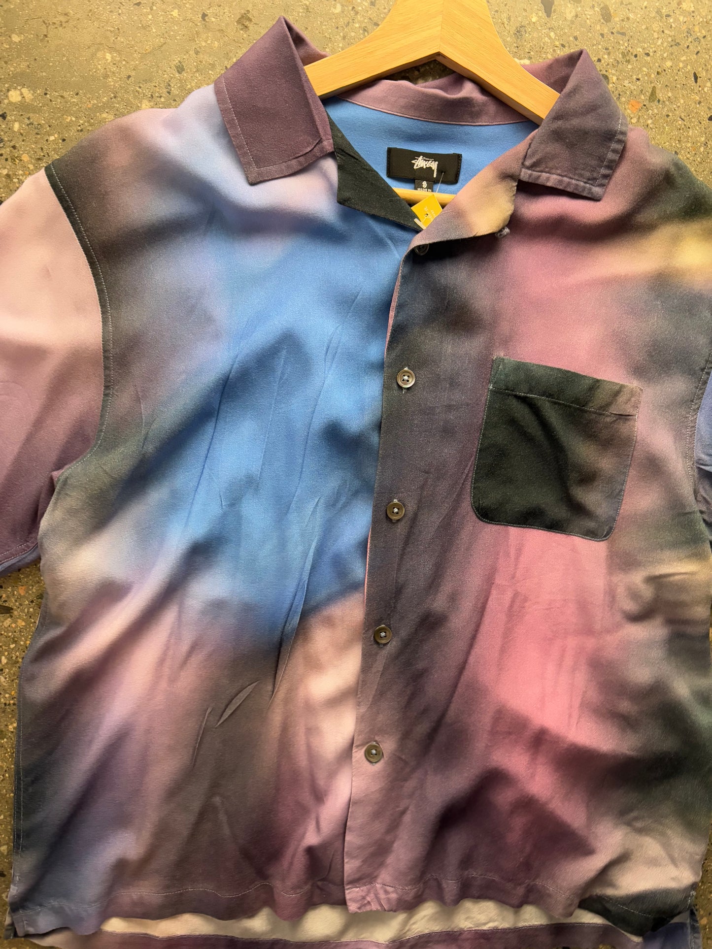 (S) Stussy Tie Dye Gradient Button Up