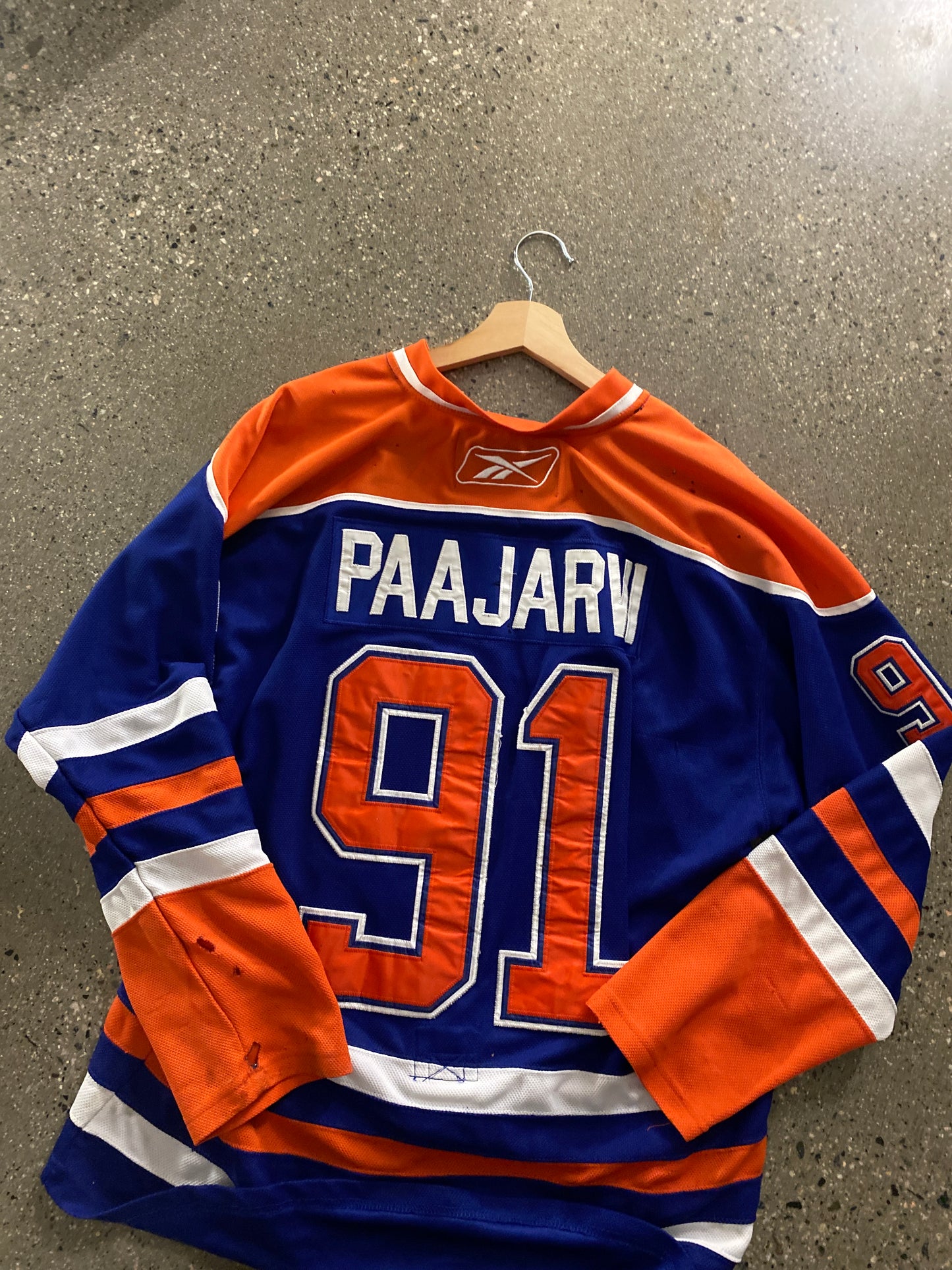 (L/XL)Edmonton Oilers Paajarvi Jersey ( AS IS )
