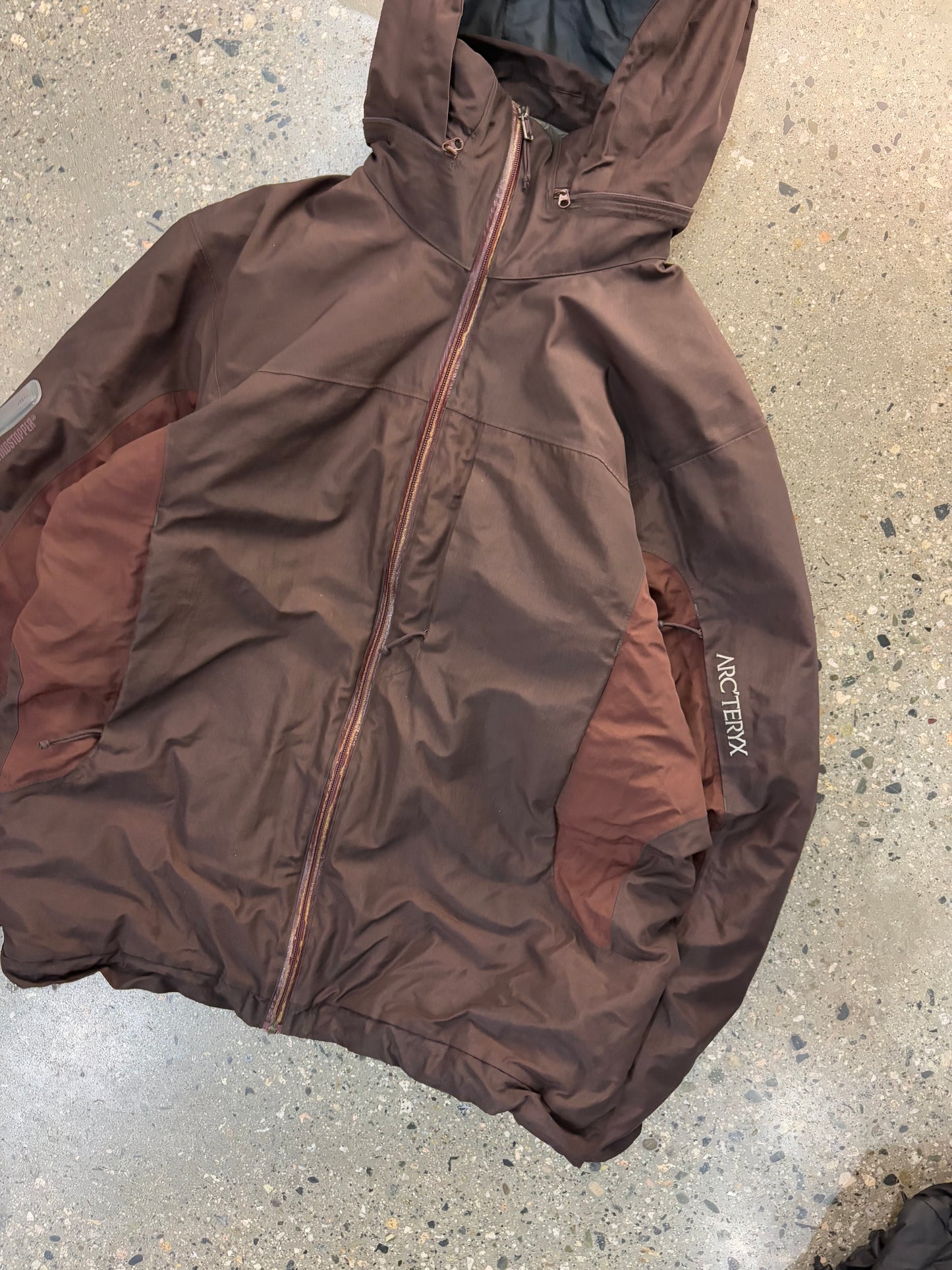 (M/L) Arc’teryx Atlas SV Windstopper Primoloft Recco Jacket