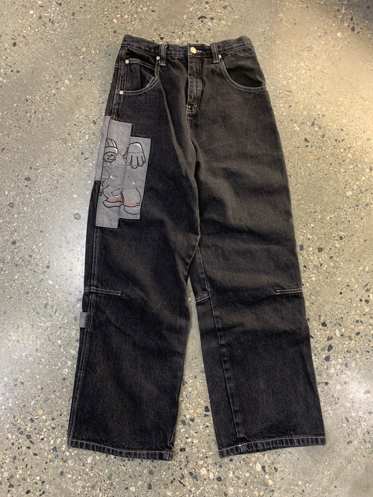 (26”) Baggy Black 725 Denim