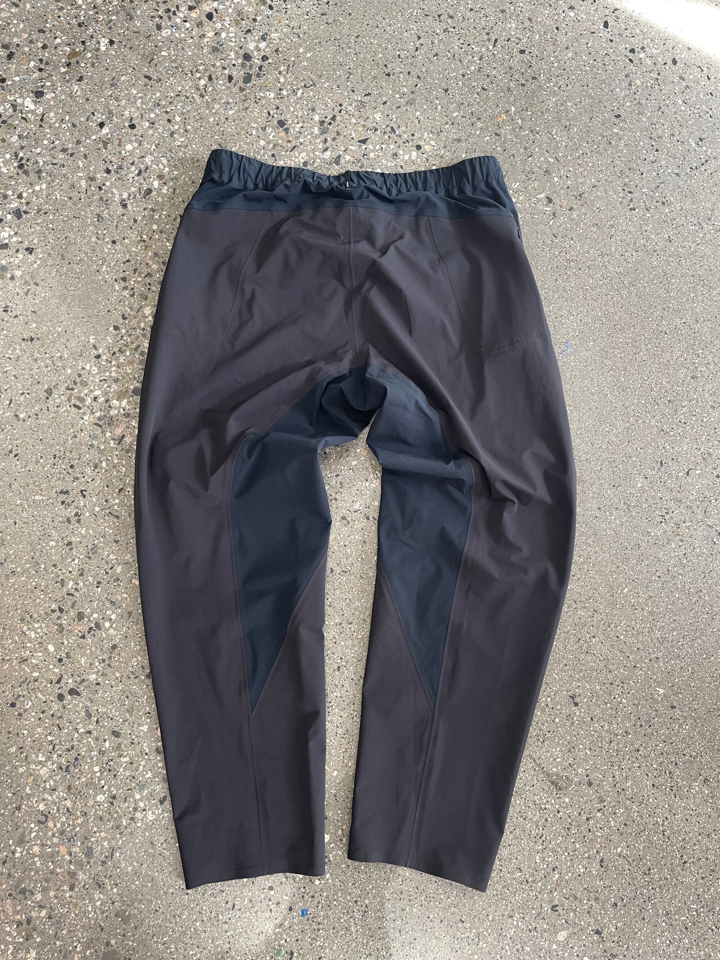 (32”) Arcteryx Veilance Secant Pants