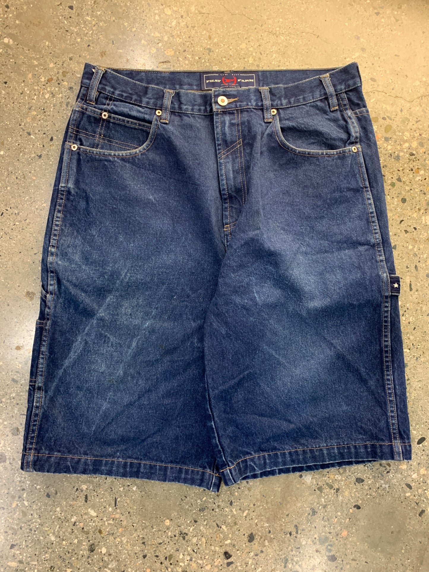 S28 - 34W Phat Farm Jorts