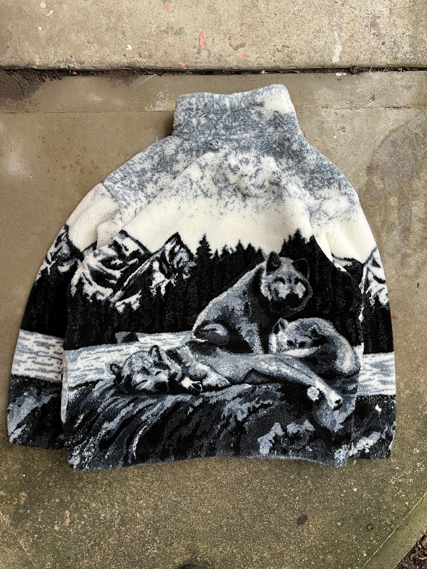(M) 1990s Black Mountain Wolf Fleece