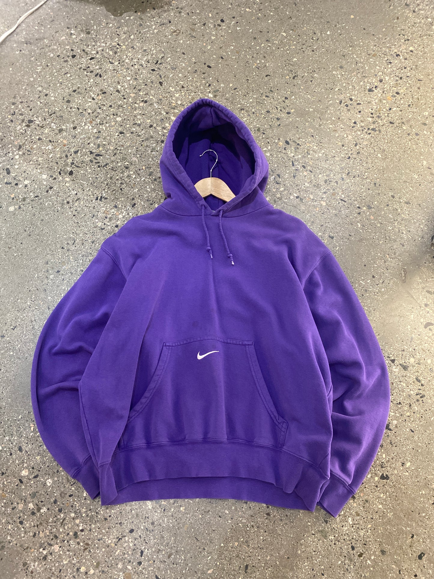 (M) 2000s/2010s Nike Purple Pocket Swoosh