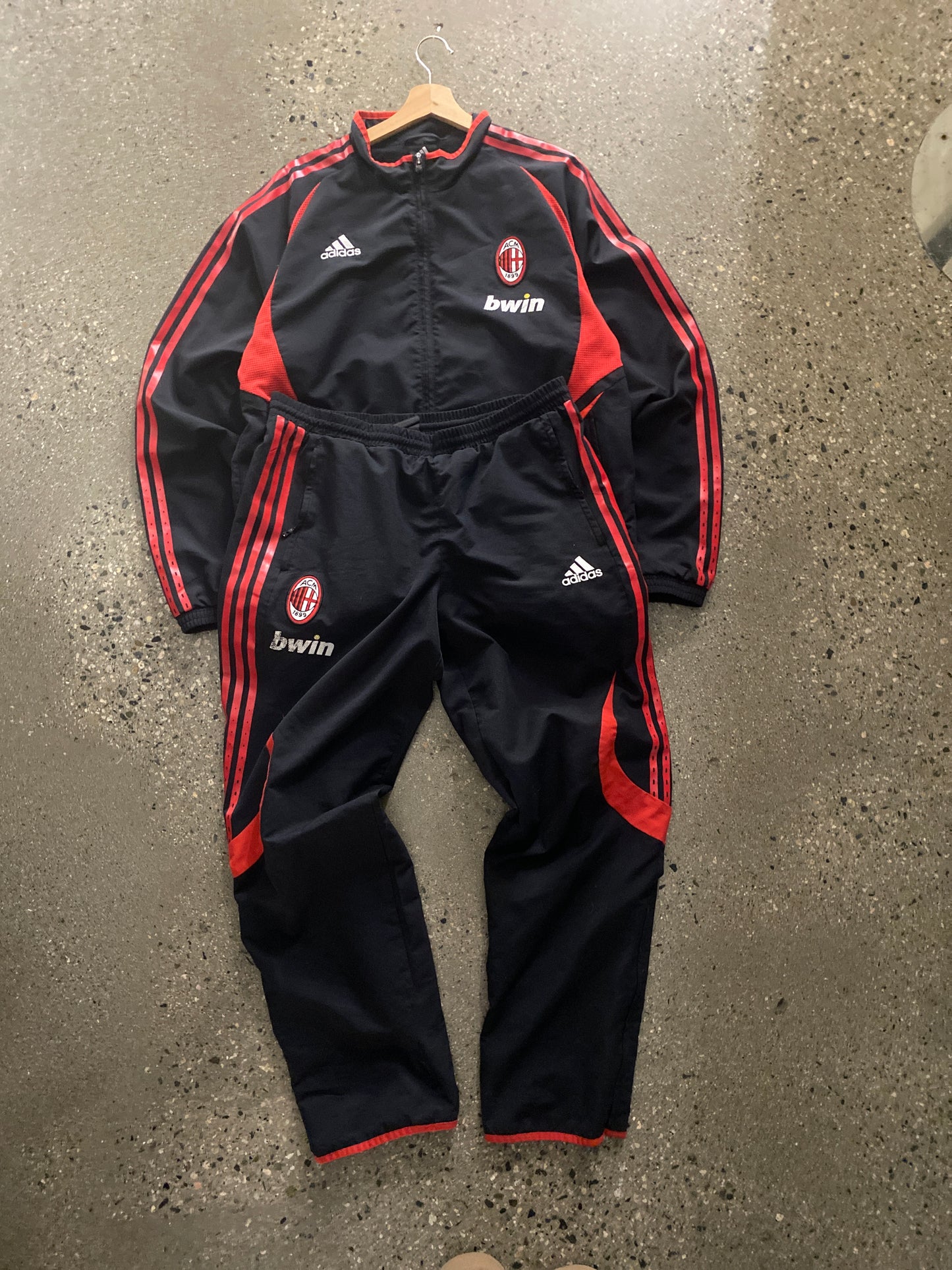 (L) Vintage Adidas AC Milan Tracksuit