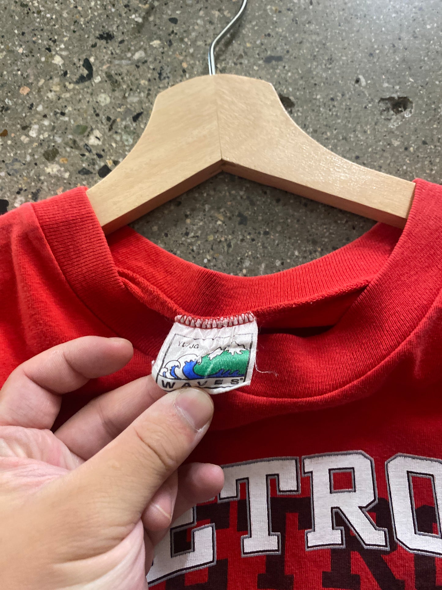 (XXS/XS) Vintage red wings tee