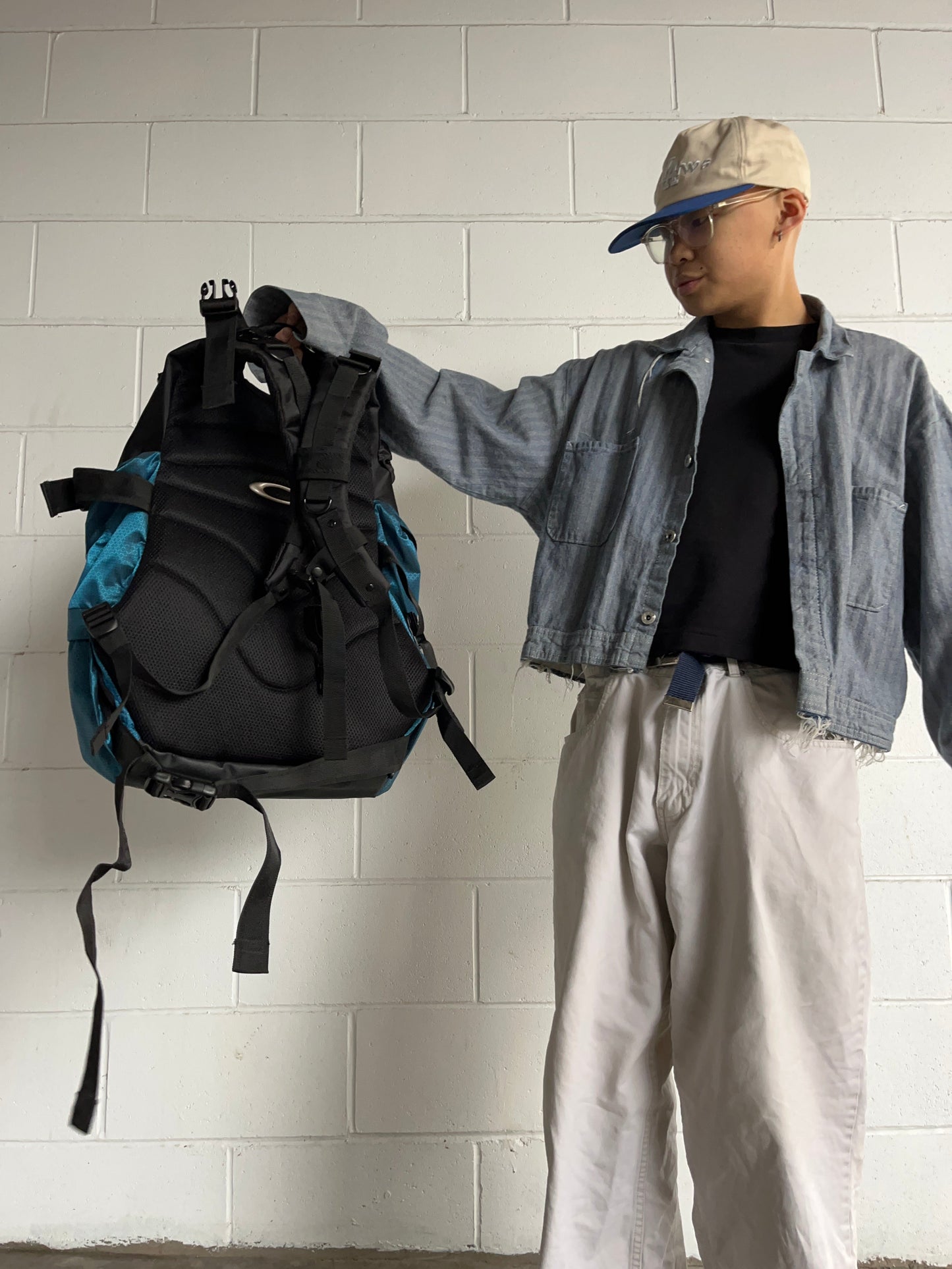 (XL) Oakley Tech Mountaineering Bag