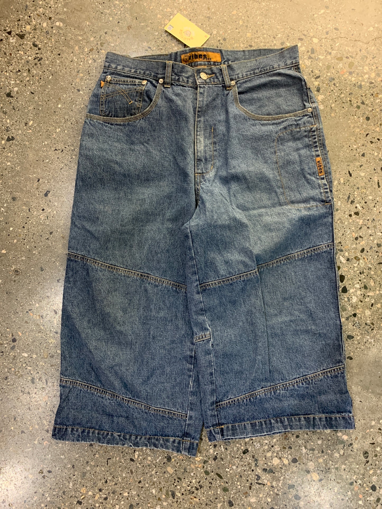 sh25 - 34w Crazy Baggy Jorts