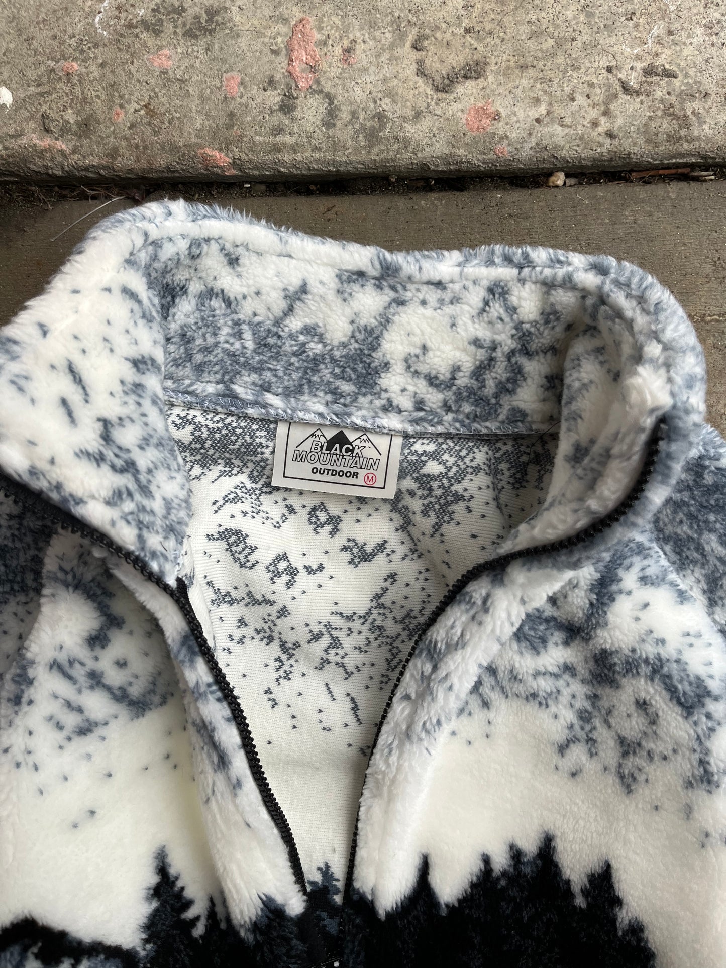 (M) 1990s Black Mountain Wolf Fleece