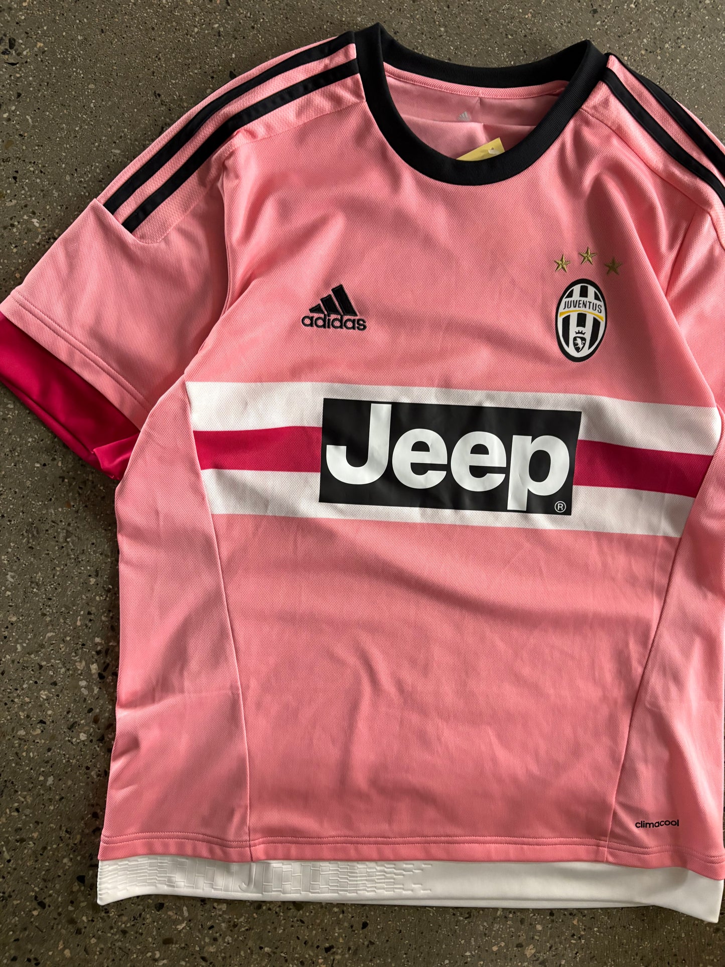 (L) Pink Juventus Kit