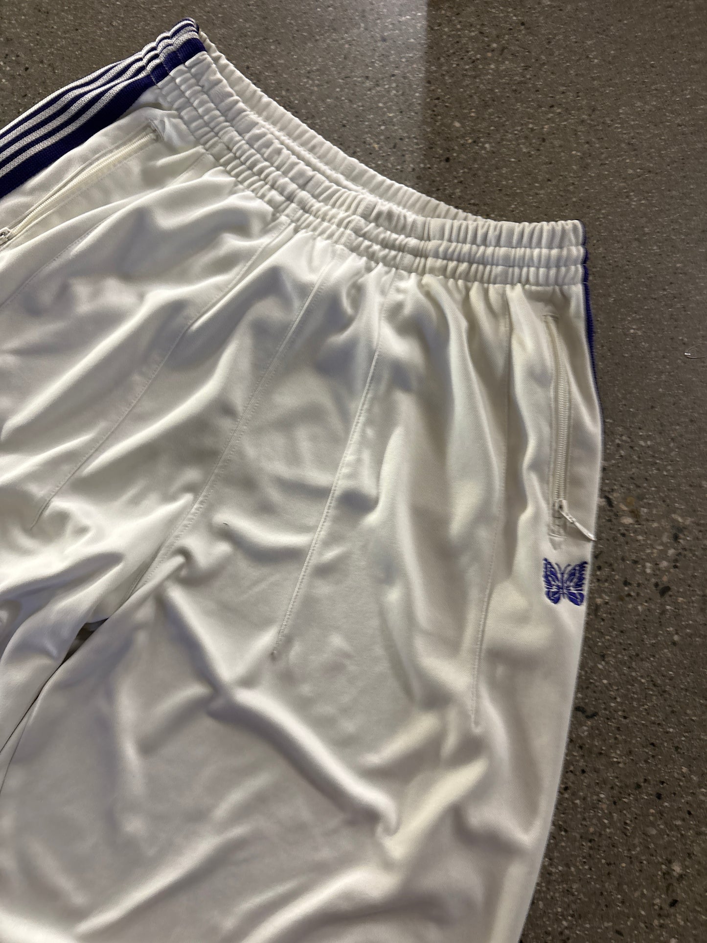 (L) Needles HD White / Blue TRACKPANTS