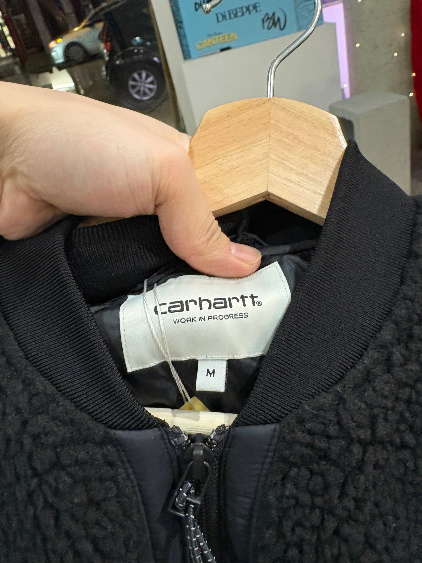 (M) BNWT Carhartt WIP Fleece ( retails for $265 )