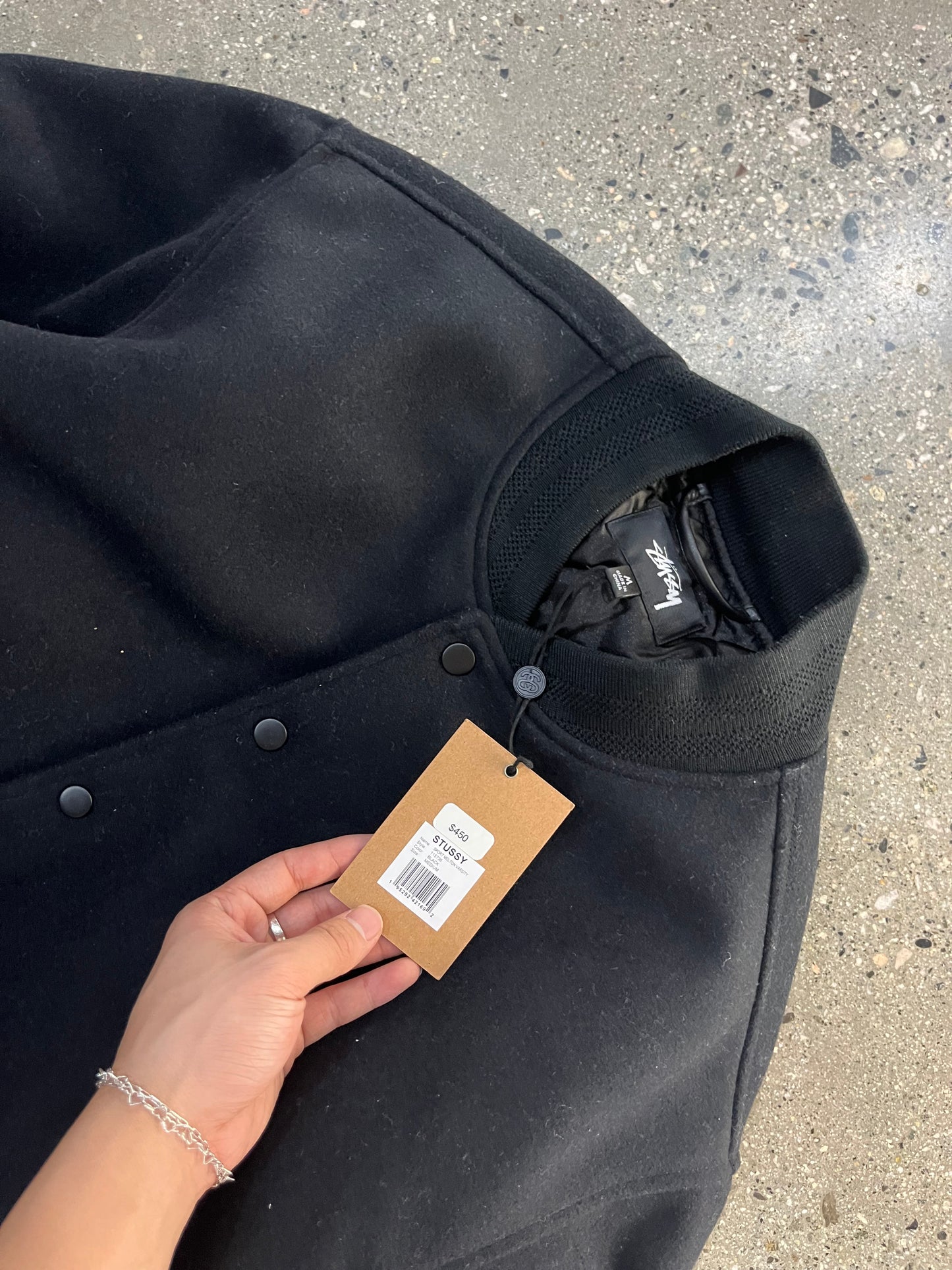(M) Brand new Stüssy Sport Varsity