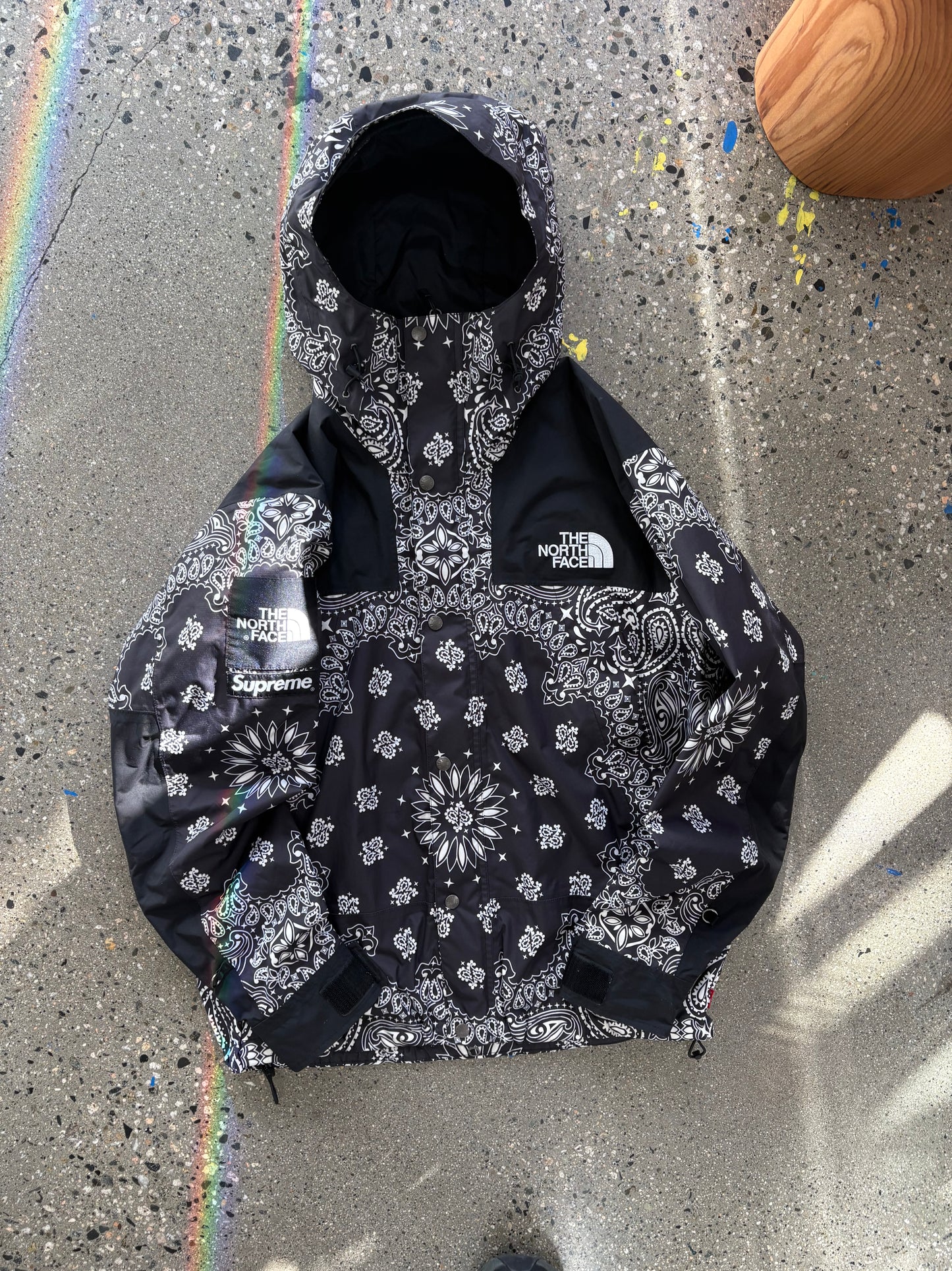 (L) Authentic Supreme x The North Face Banadana Mountain Jacket