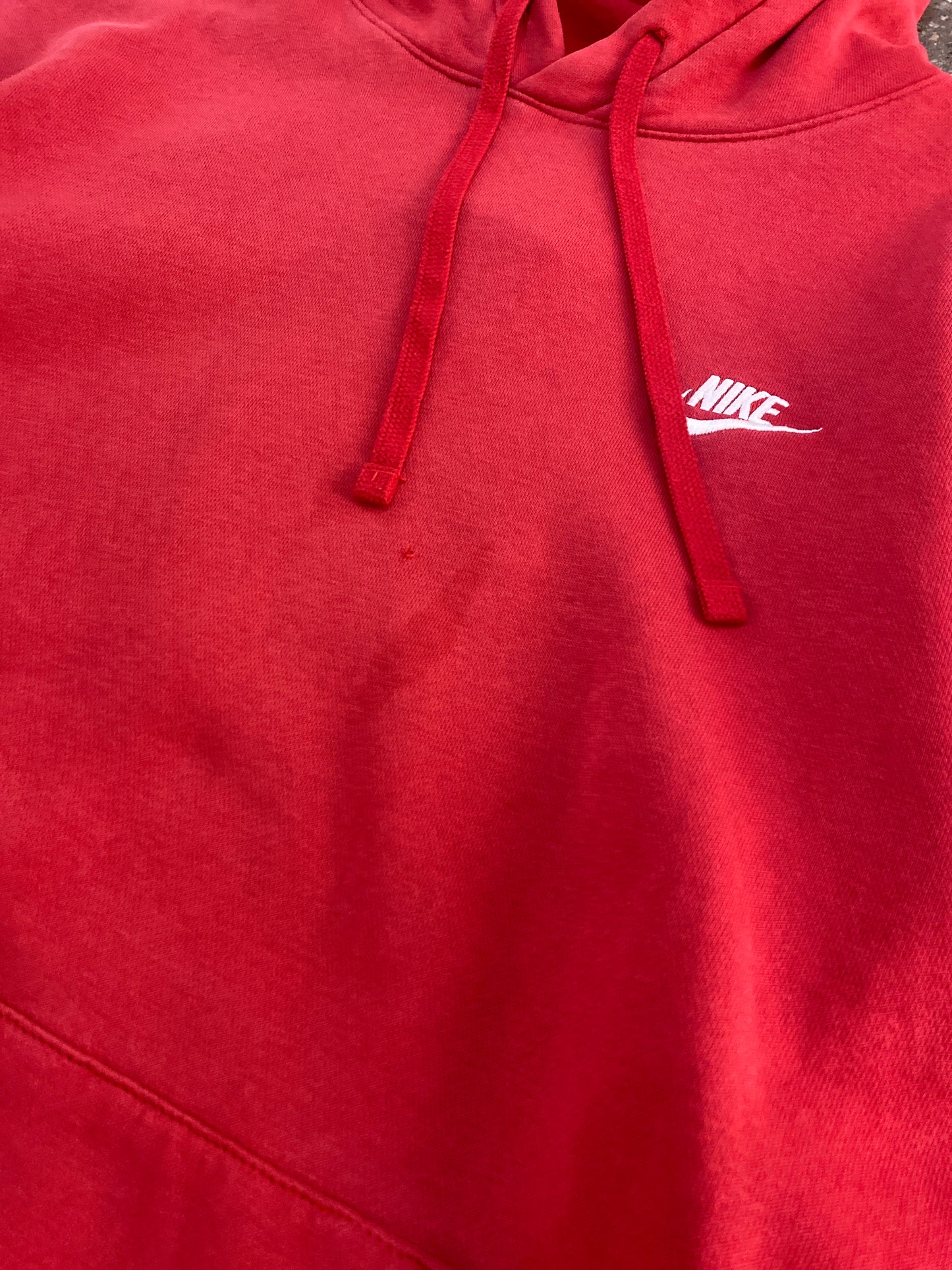 (L) Bf139 - Nike red hoodie