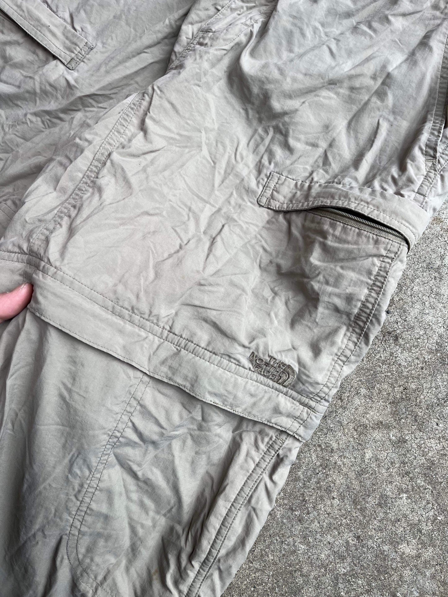 (M) The North Face Straight Leg Pants