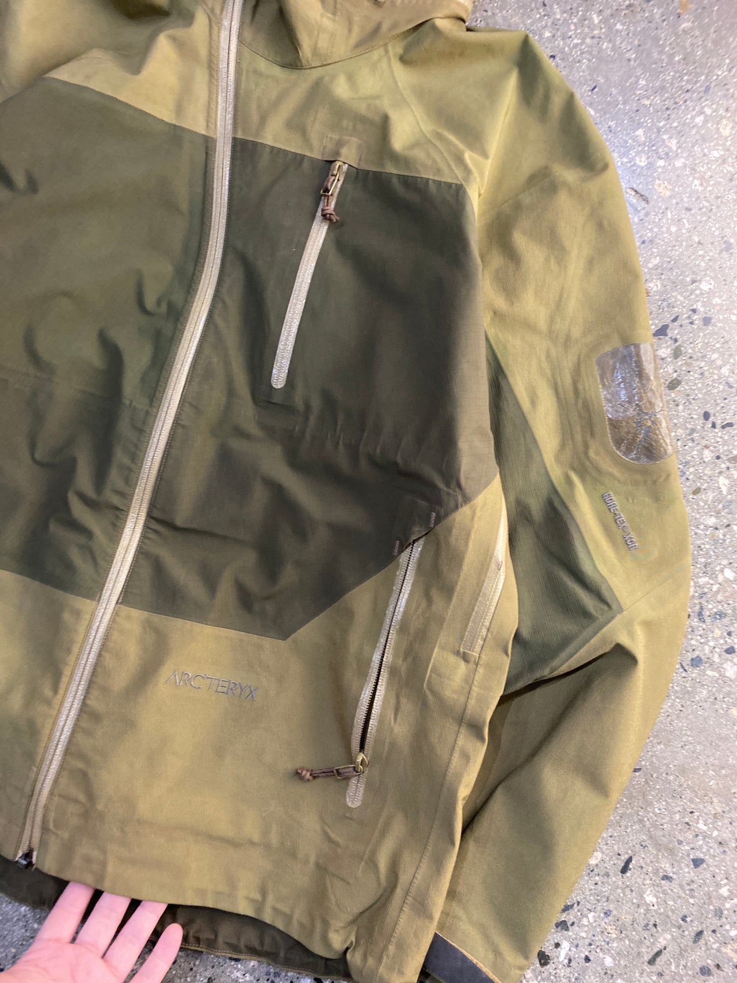 (m) FW15 - Vintage Arc’teryx Sidewinder Goretex XCR