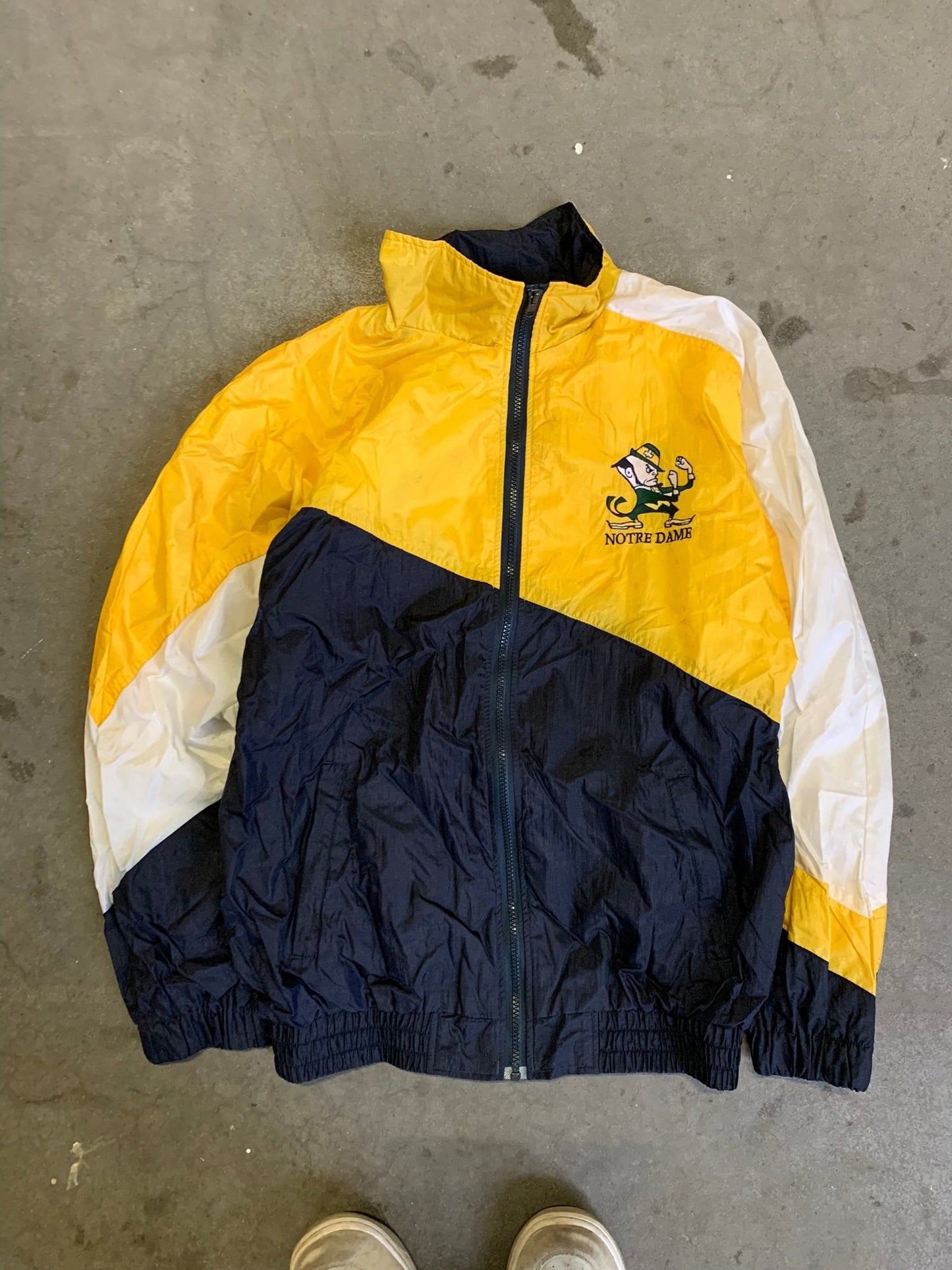 (M/L) 90’s Notre Dame Chalkline Windbreaker
