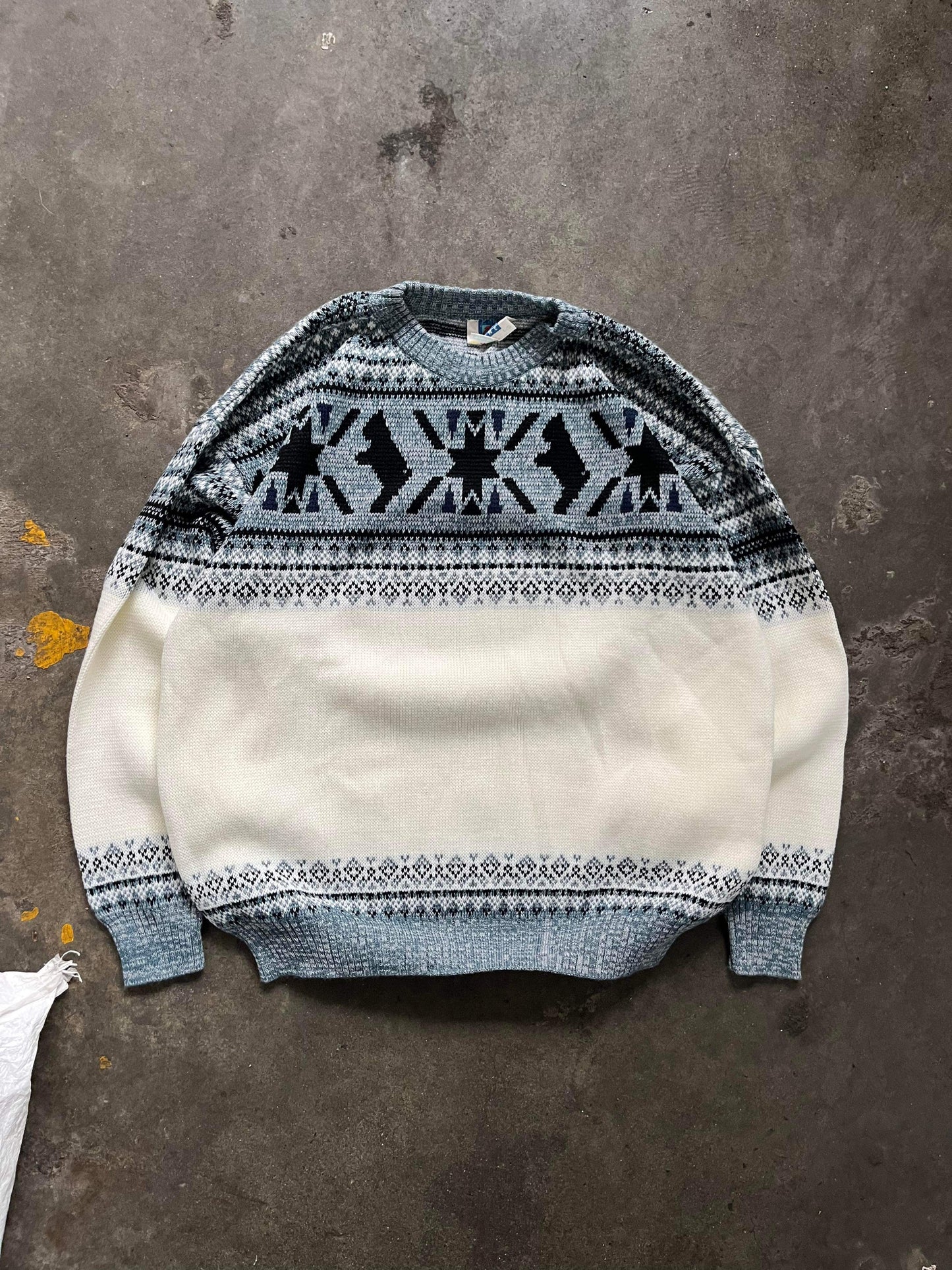 (L/XL) Vintage Pattern Knit