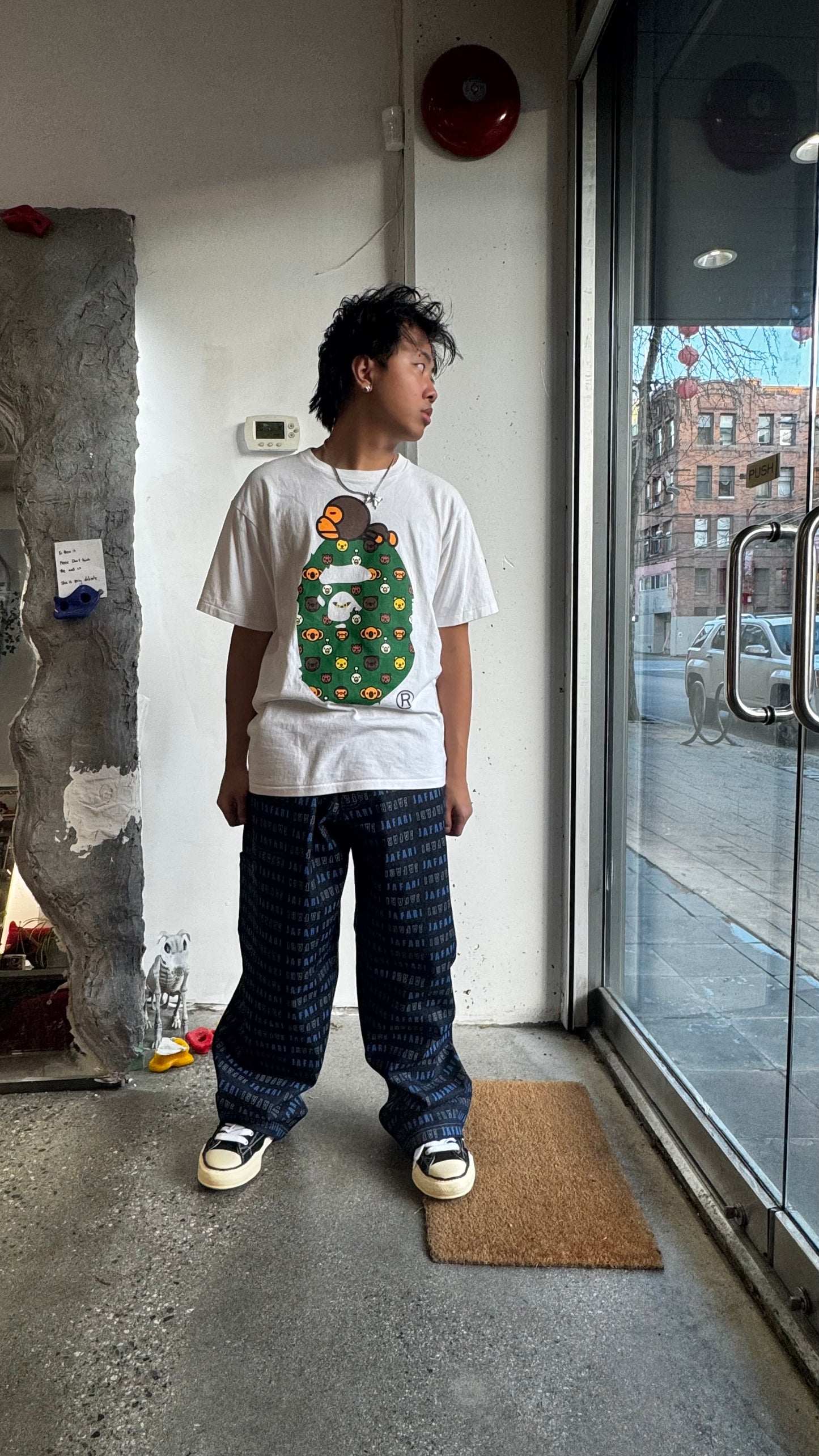 (38”) BNWT Jafari Hiphop Jeans Baggy