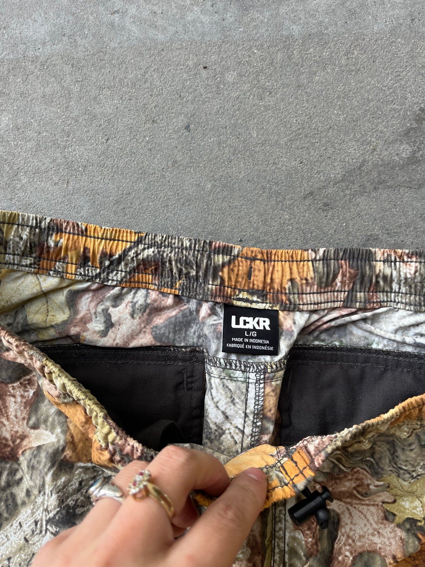 (M/L) 00s Real Tree Rip Stop Cargos
