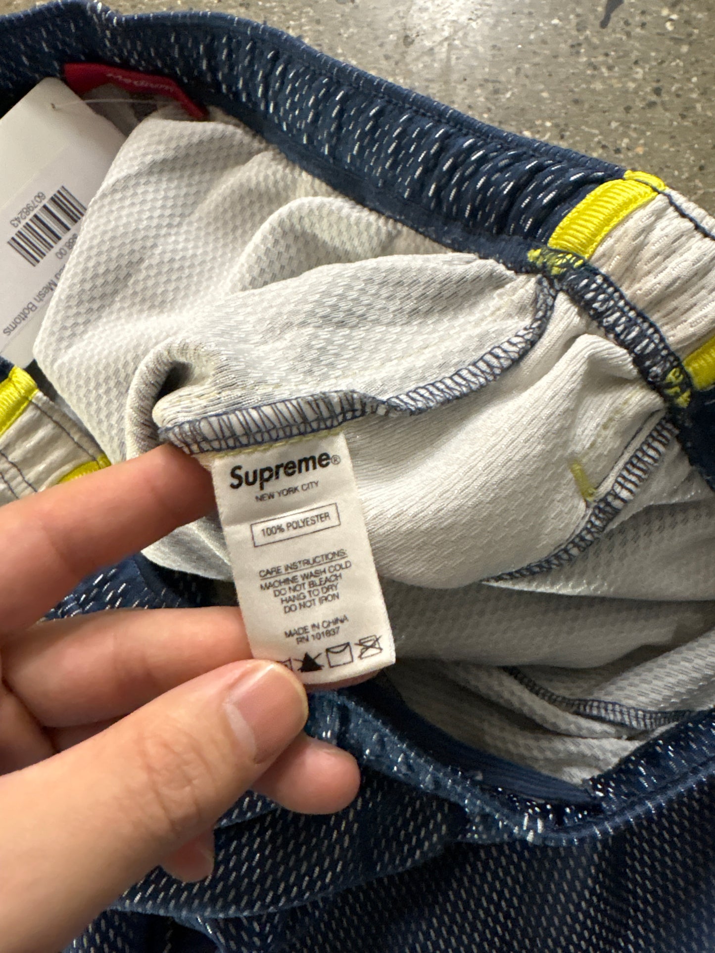 (M) Supreme SS18 Monded Mesh Bottoms
