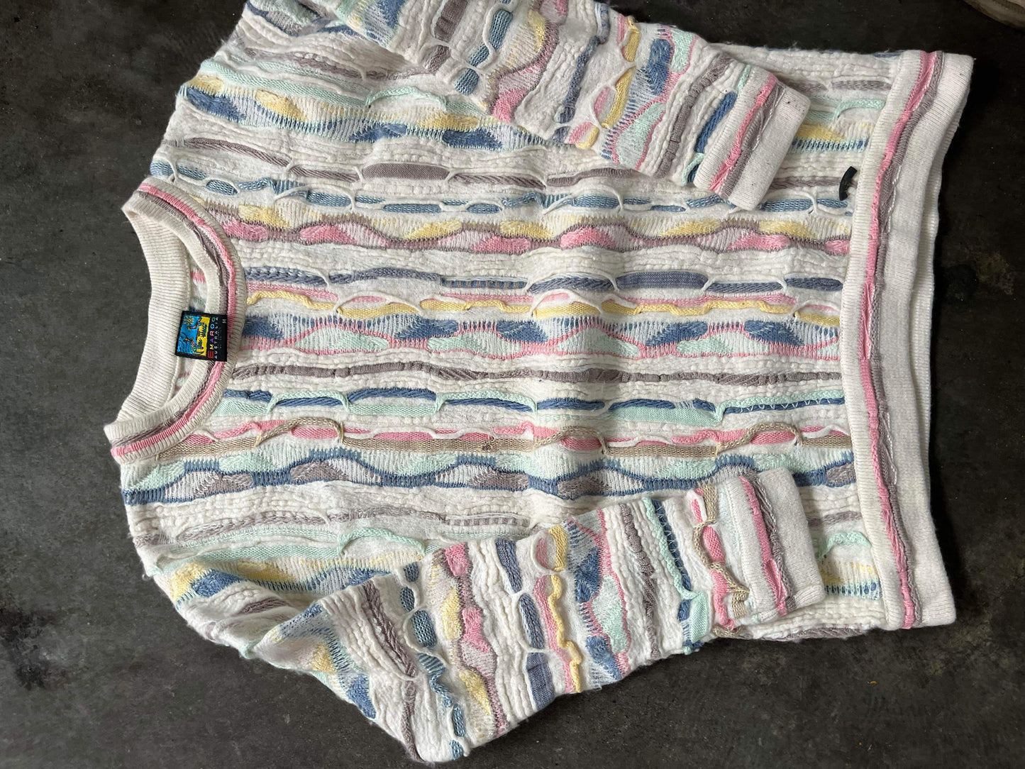 (S) Emaroo Australia Coogi Style Knit