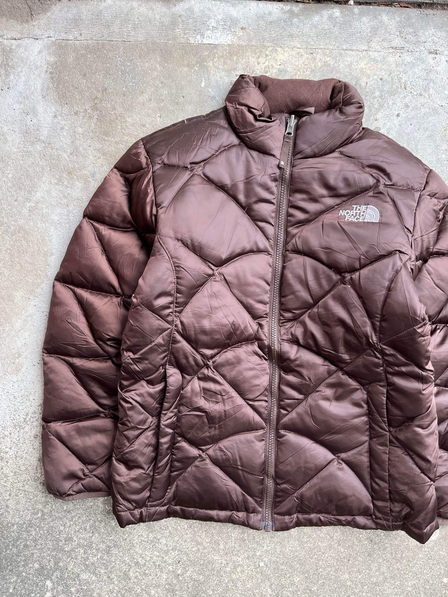 (S) The North Face 550 Choc Puffer