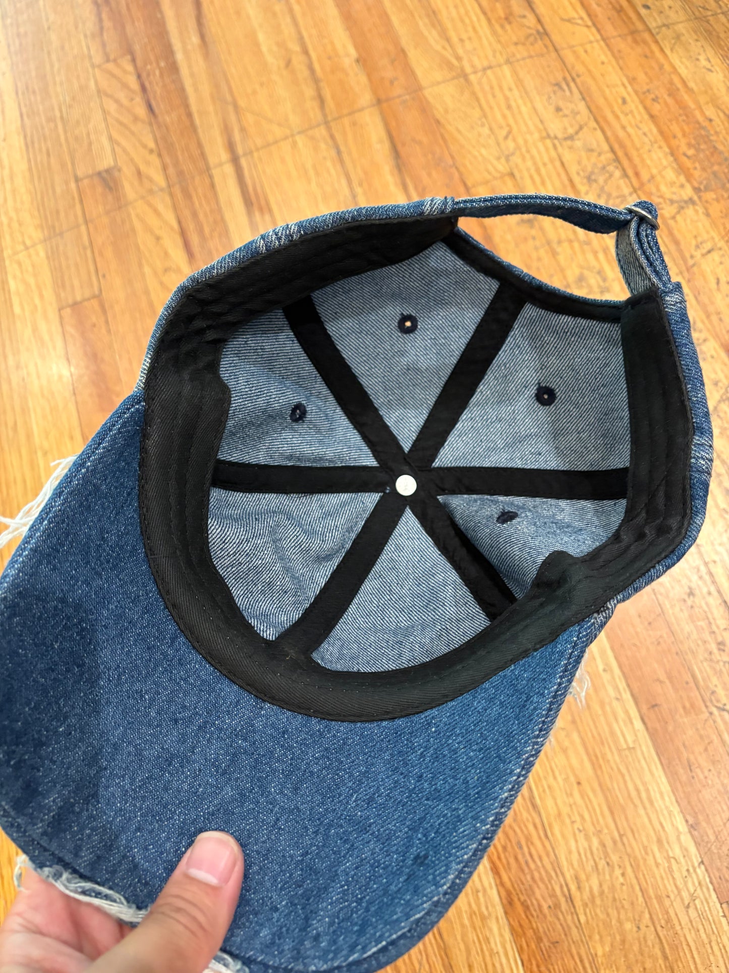 (OS) Mowalola Mind Game Distress Cap