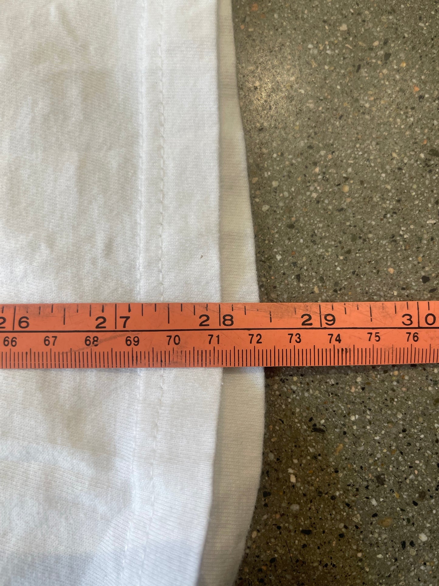 (M) X-LARGE tee